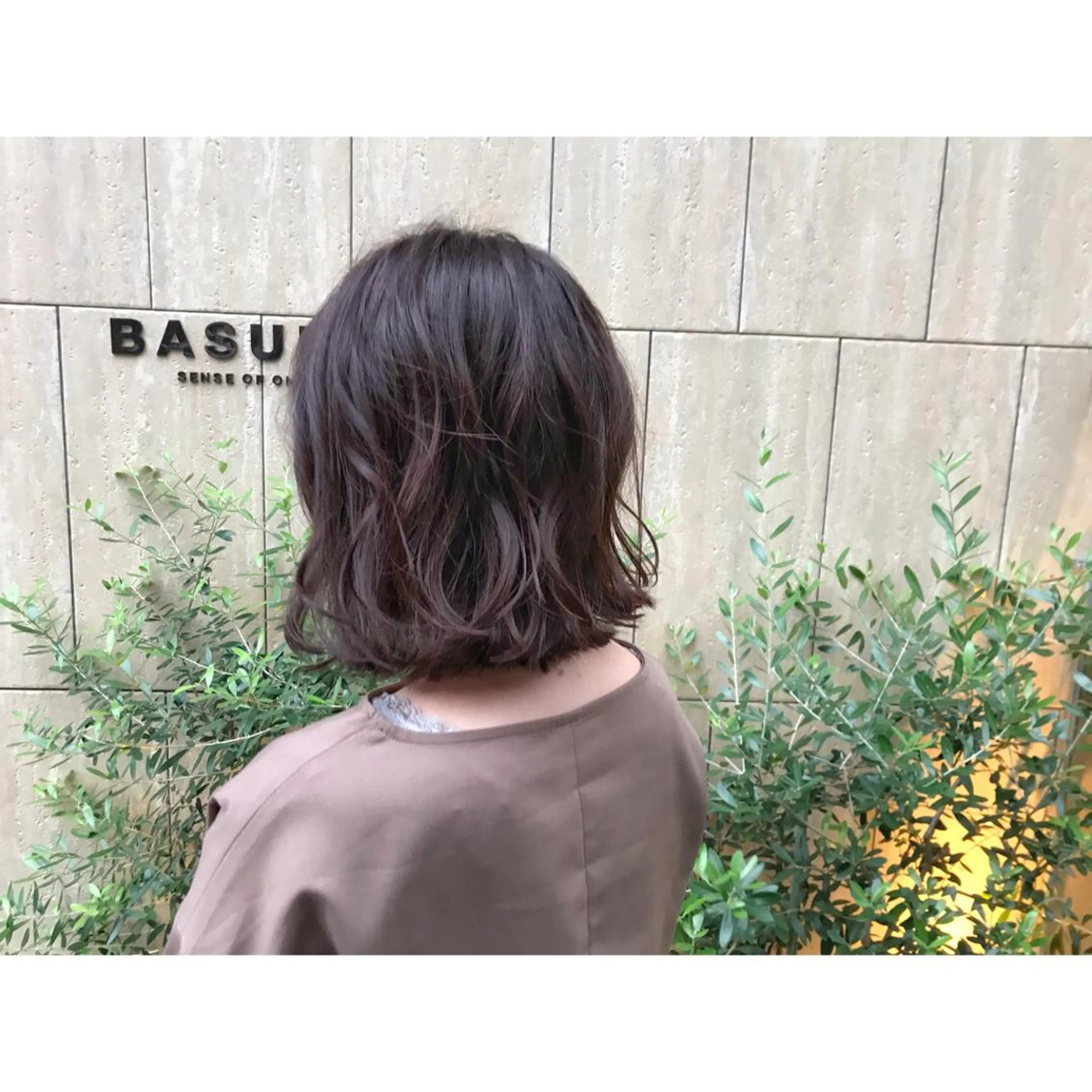 ミディアム カラー パーマ BASUKIA 西宮 甲子園口所属・𝙢𝙚𝙣'𝙨 𝙝𝙖𝙞𝙧高津のヘアスタイル