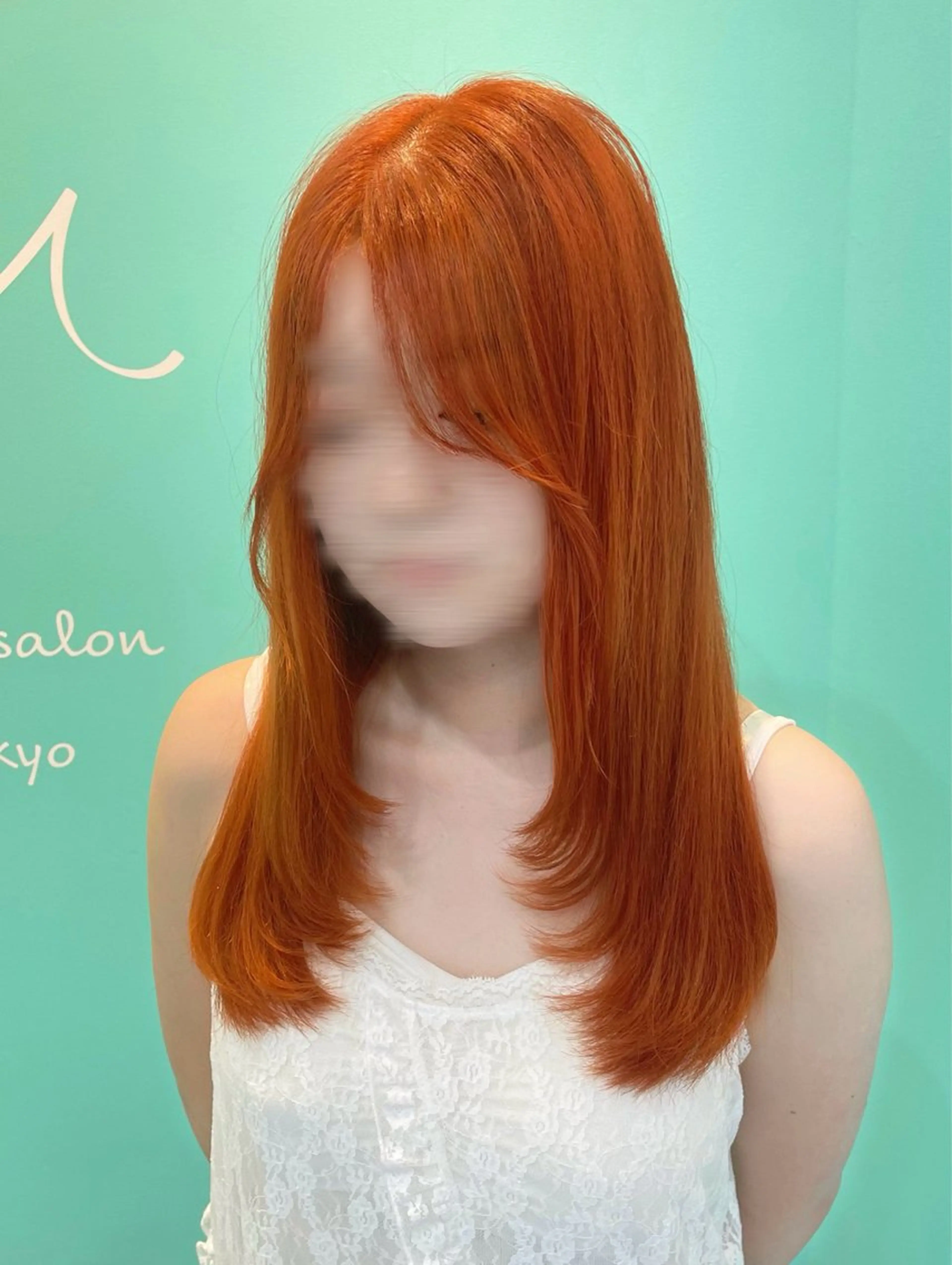 セミロング ヘアカラー ‎🤍艶カラー‎🤍 ハイトーンカラー🤍のヘアスタイル