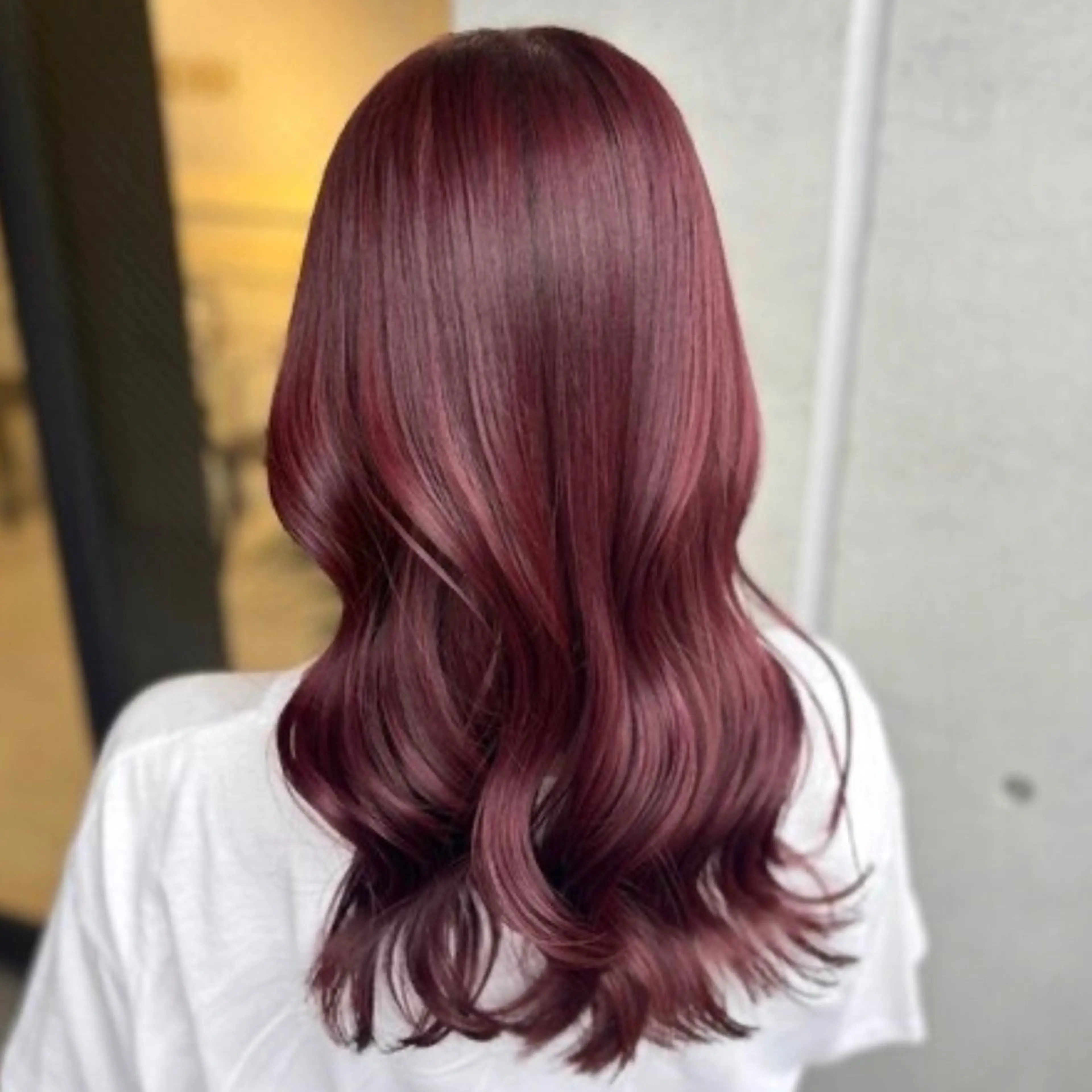 ロング カラー レッドカラー ロング 💖ブリーチ/暖色 𝐘𝐮𝐢💖のヘアスタイル