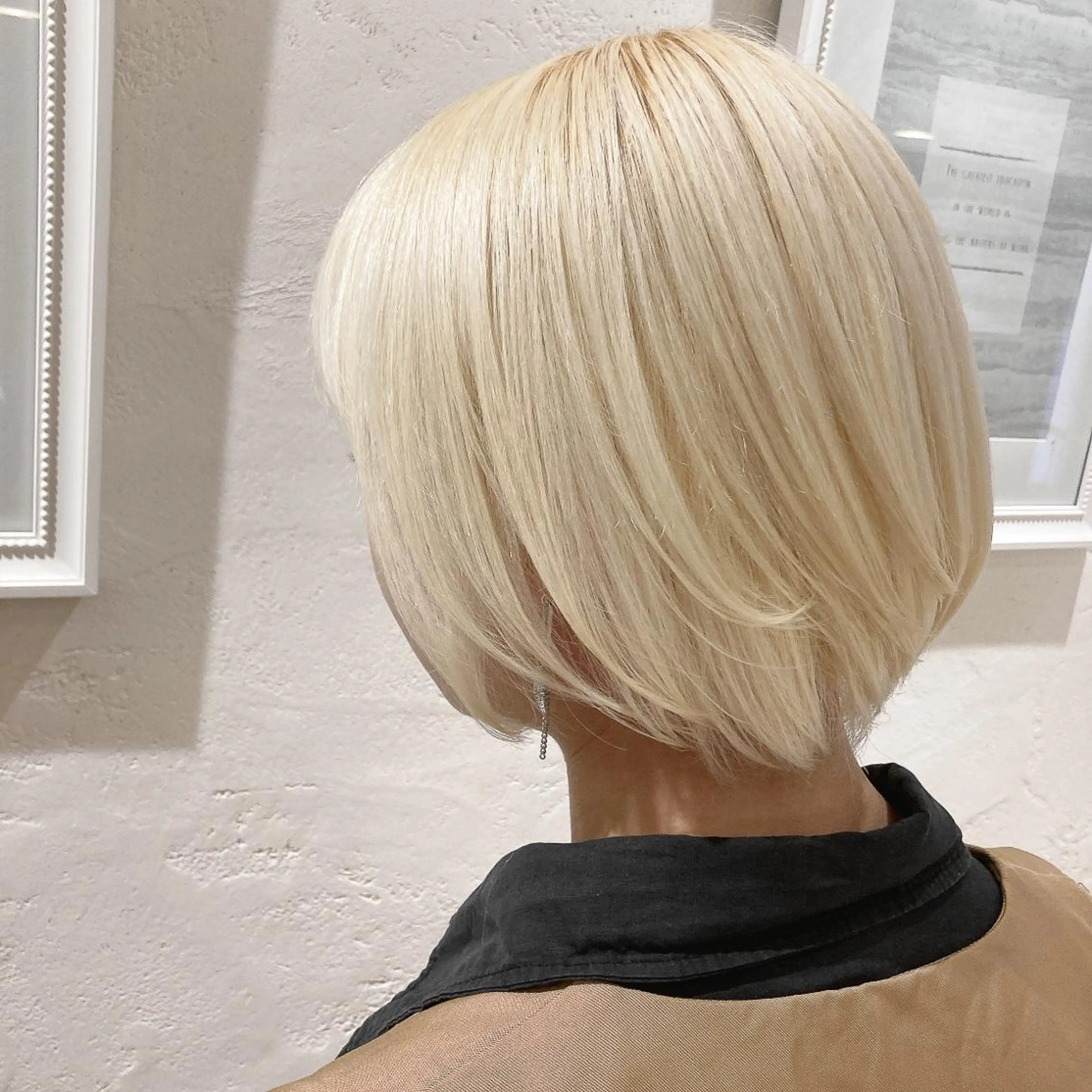 ショート ヘアカラー 🌈艶髪🌈 金城リキのヘアスタイル