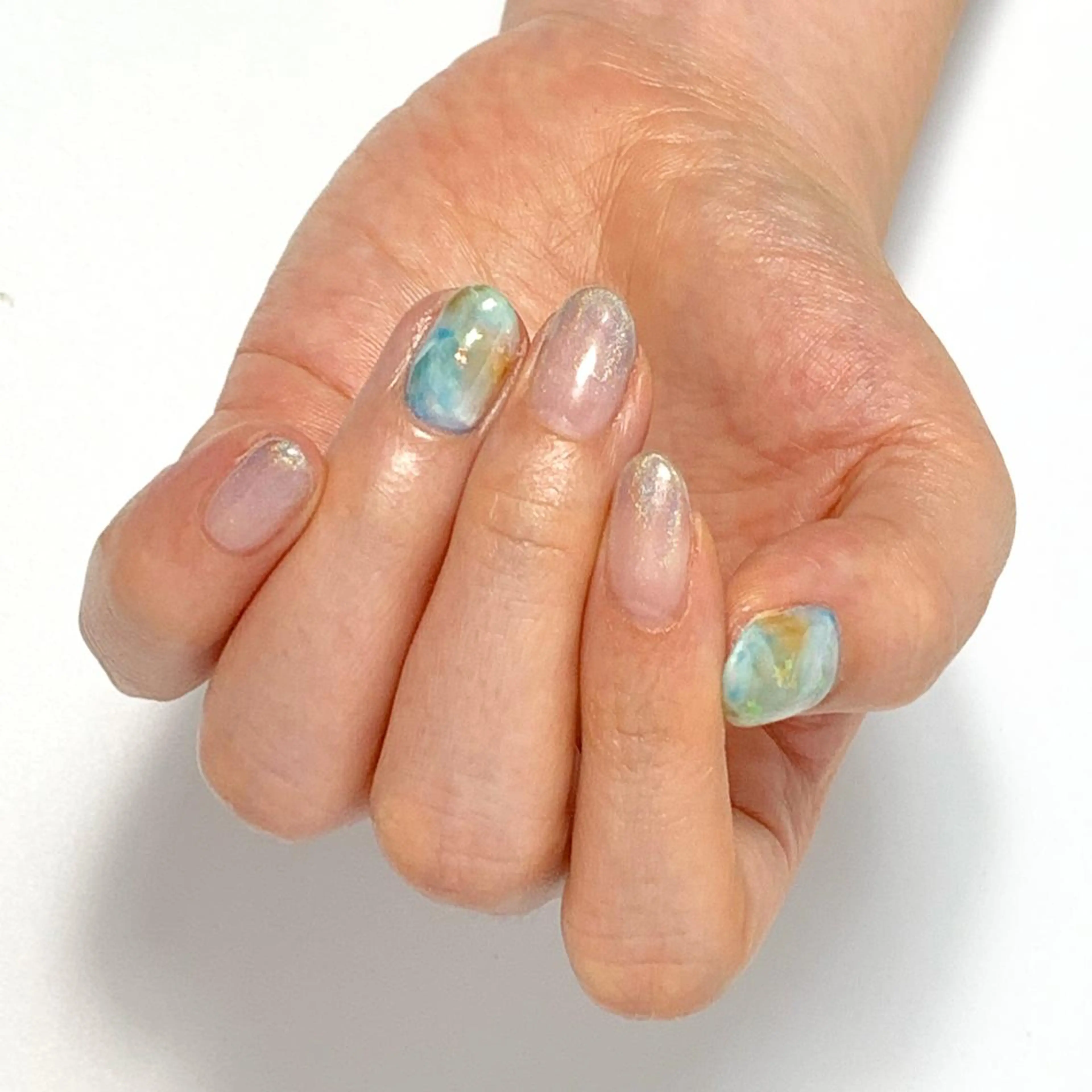 ネイル alma nailsのネイルデザイン