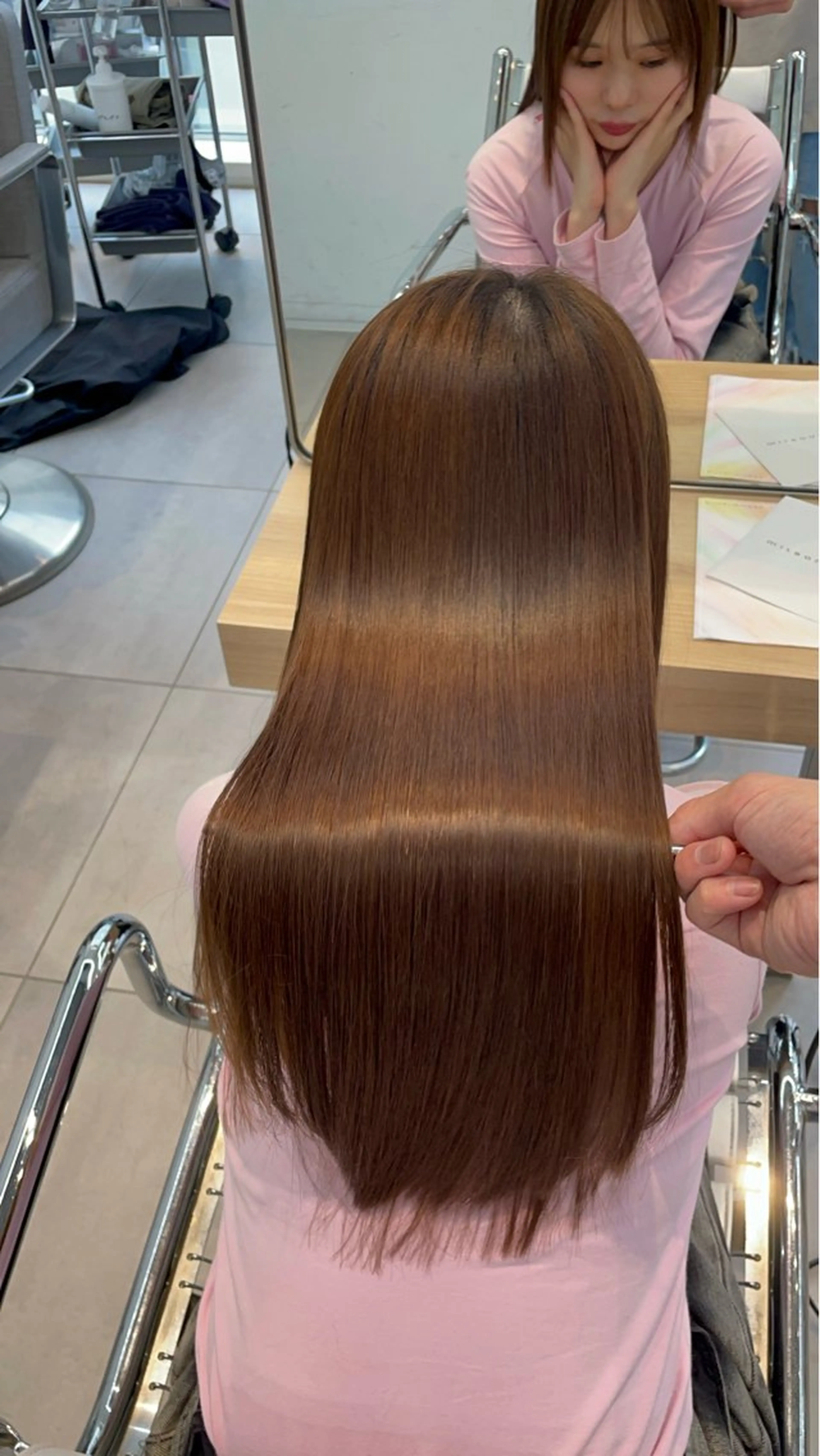 ロング カット 縮毛矯正 トリートメント ヘッドスパ ✨髪質改善✨美髪 矯正🫧小泉のヘアスタイル