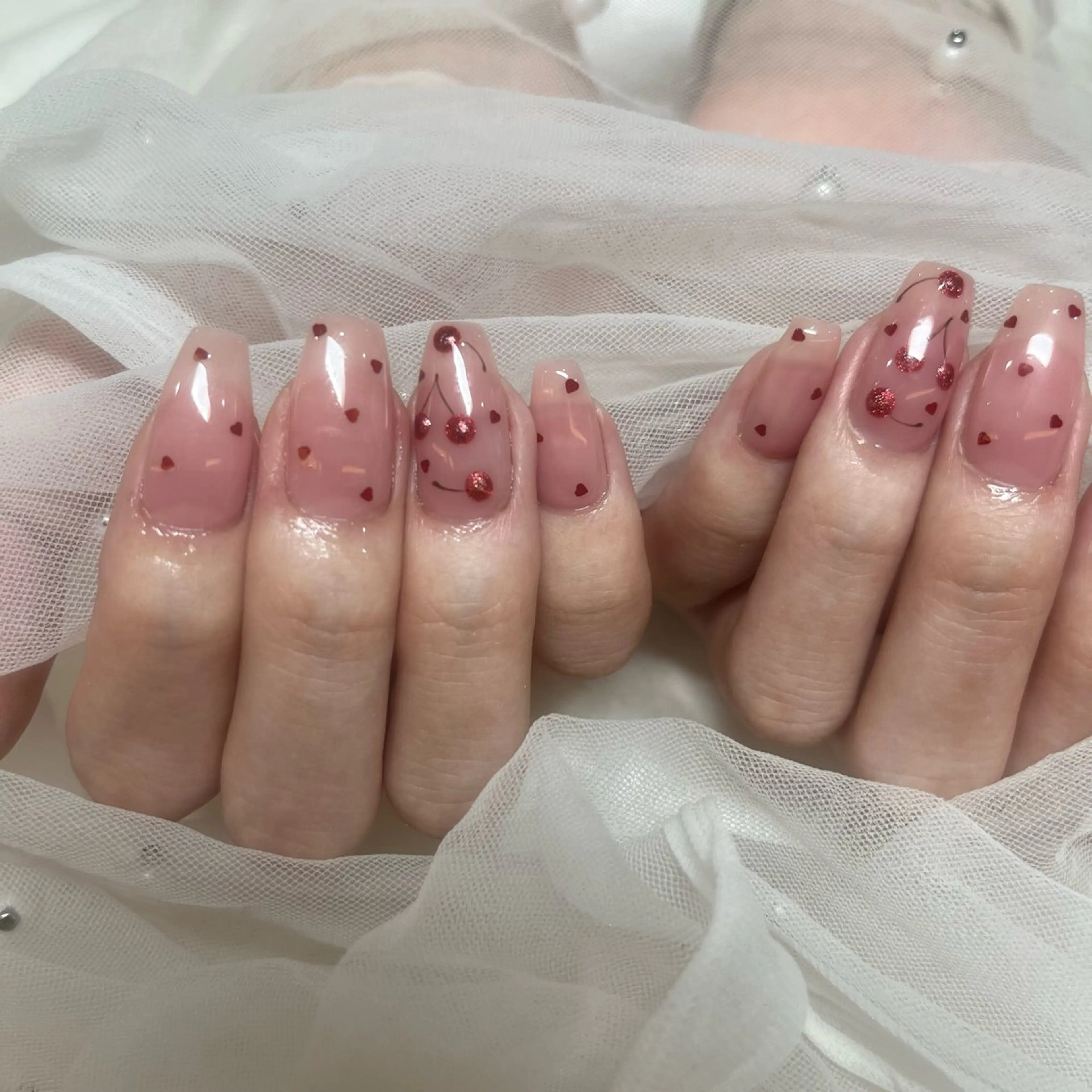 ネイル Raviy 渋谷所属・🎀𝐶𝐻𝐼𝑆 𝐴𝑇𝑂🎀のネイルデザイン