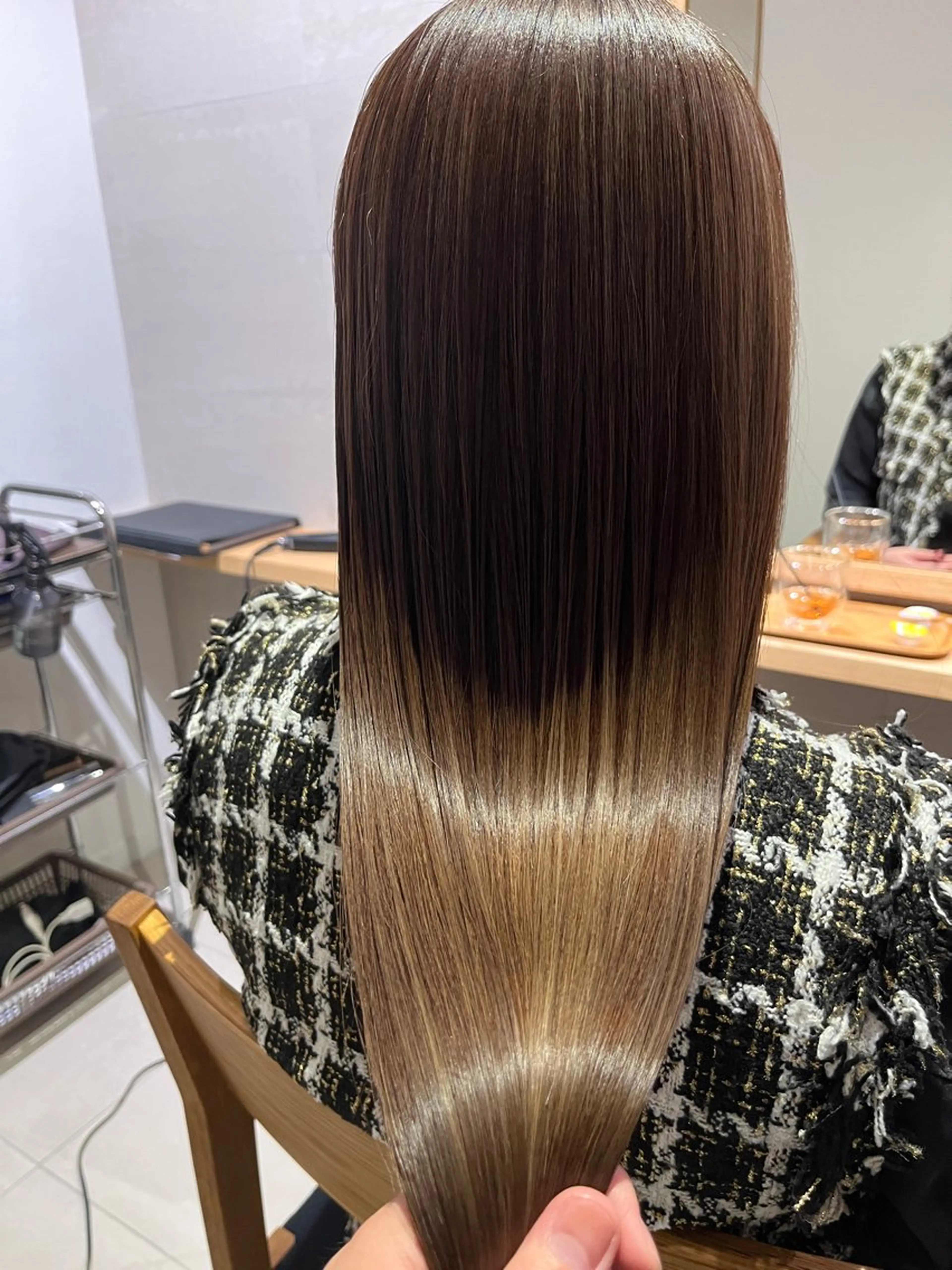 ロング 縮毛矯正 トリートメント ココペリヘアー所属・東梅田徒歩5分☆髪質 改善☆笹次ユウタのヘアスタイル