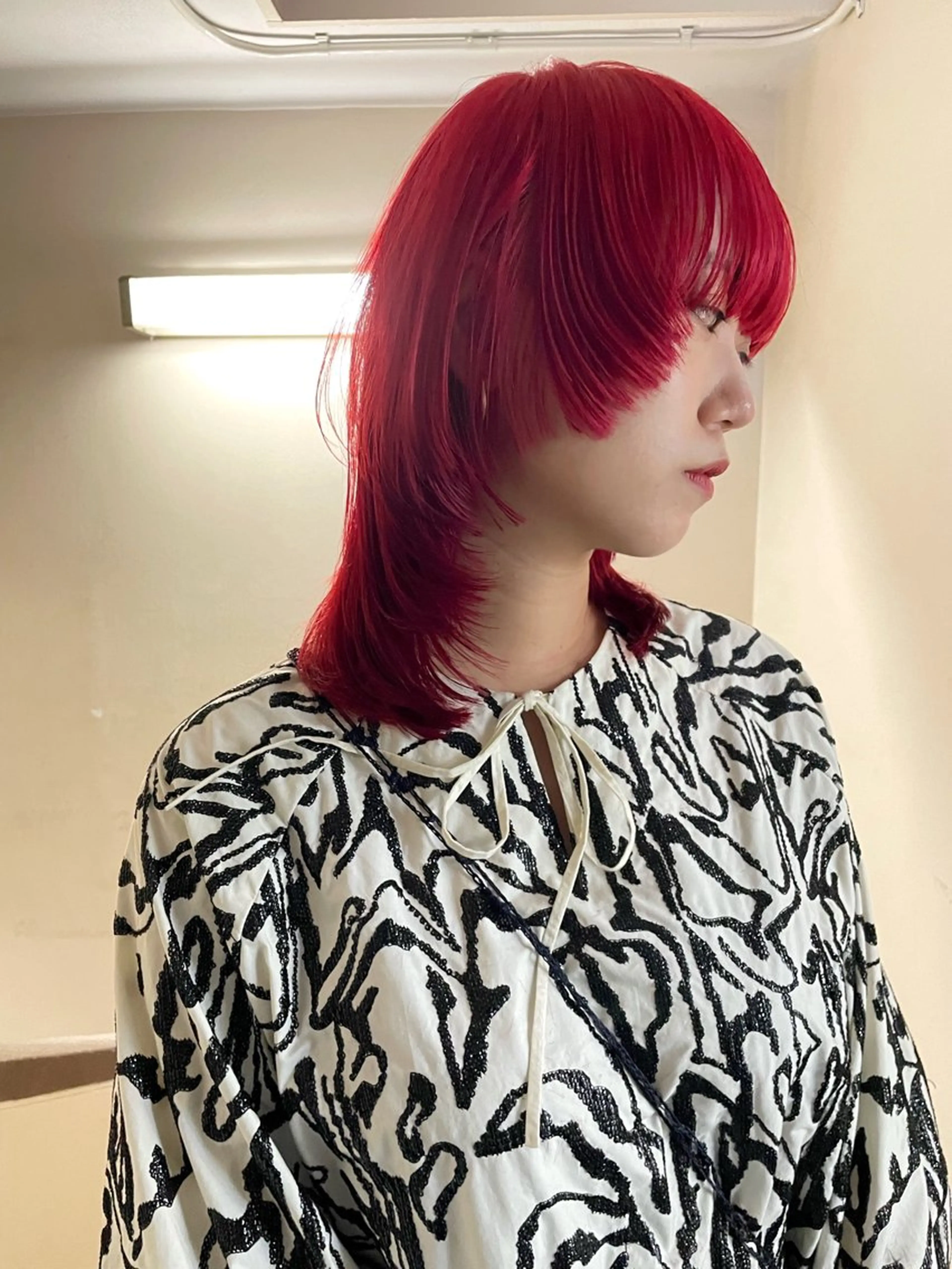 ミディアム カラー ヘアアレンジ カット ヘアカラー トリートメント 丸山渉/パーマ エフェクトブリーチのヘアスタイル