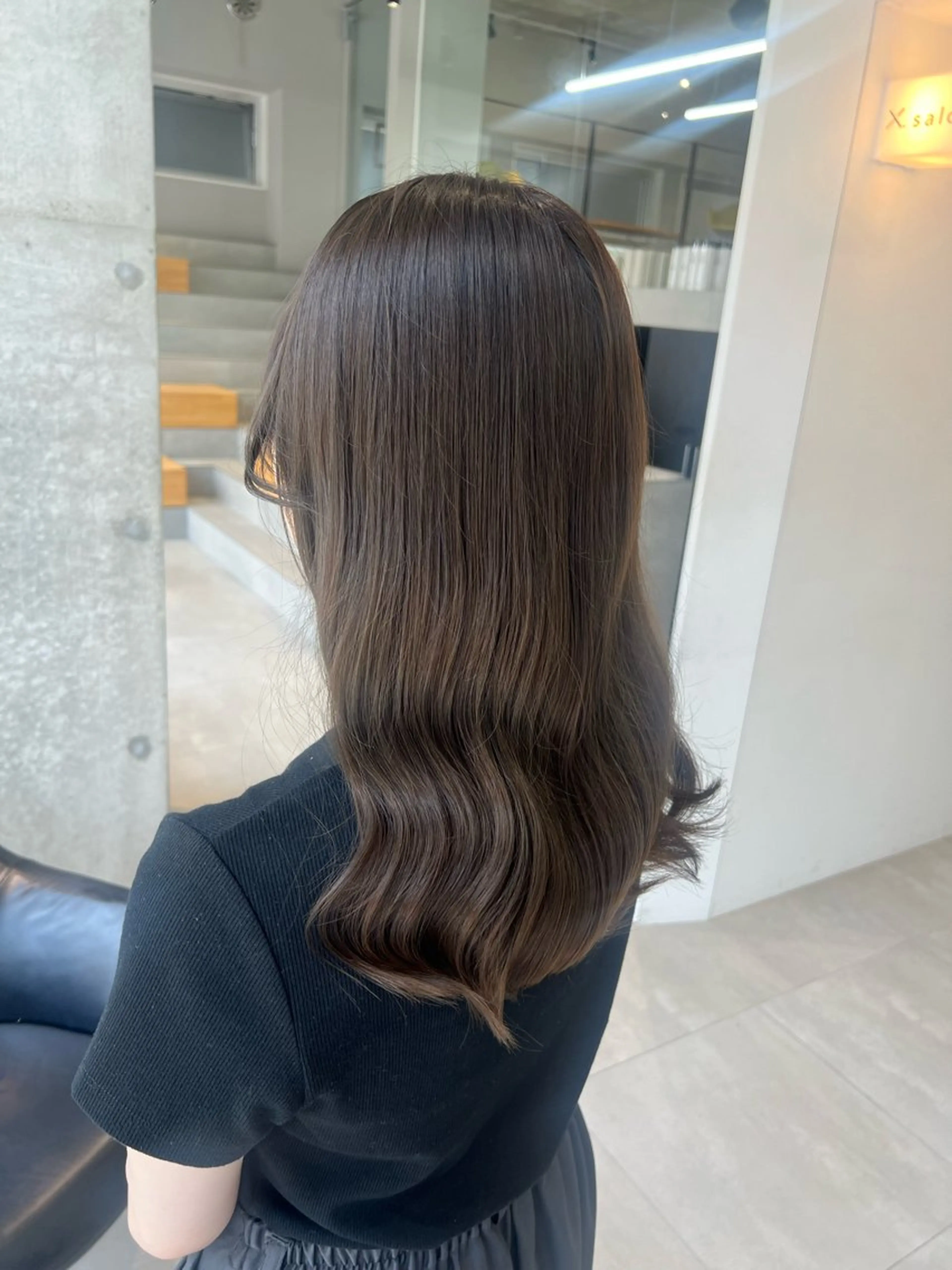 ミディアム カラー ベージュカラー ヘーゼル カット ヘアカラー トリートメント KENTO/ レイヤーカット/艶髪のヘアスタイル