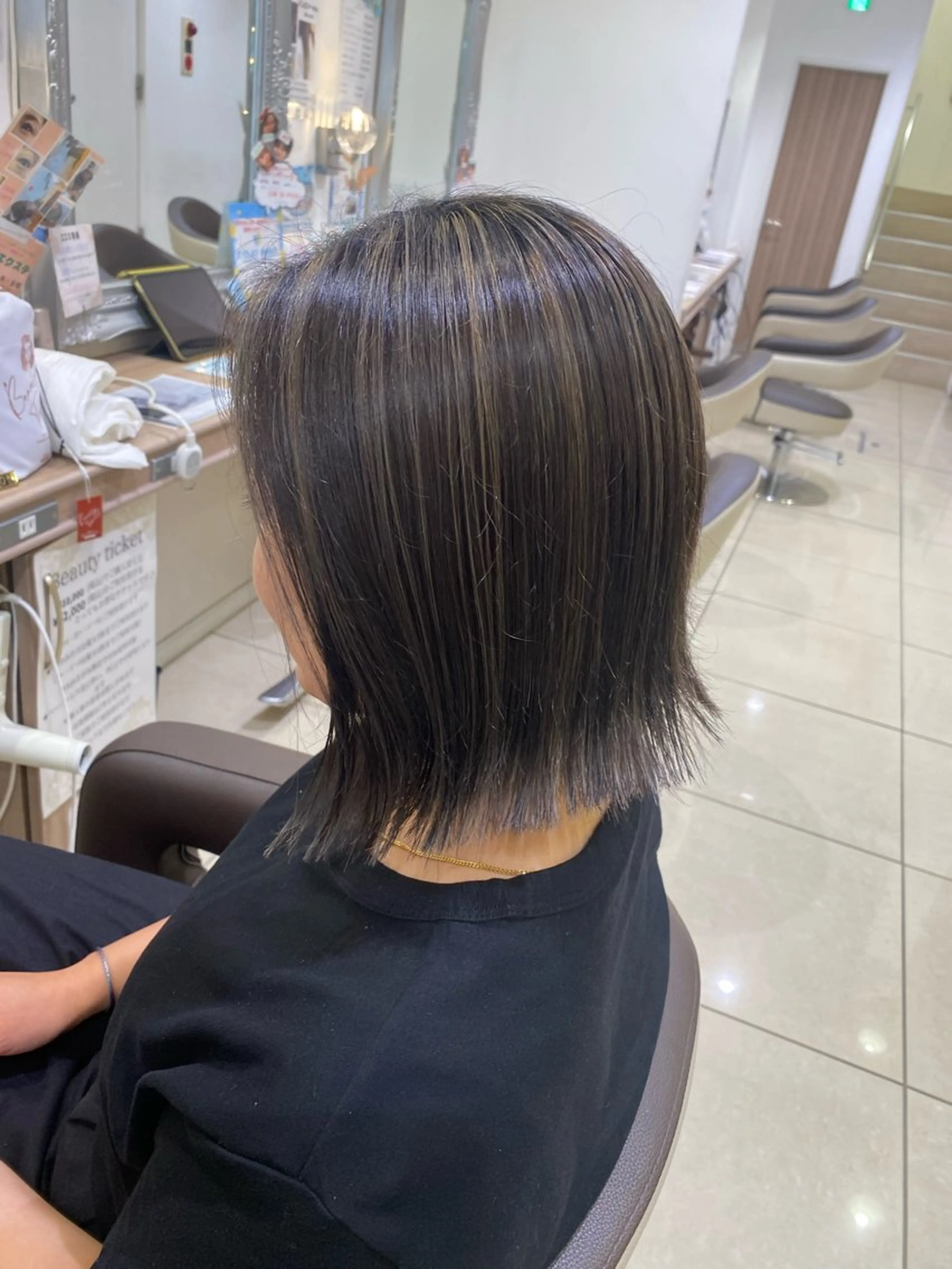 ミディアム ヘアカラー 永田 晃大のヘアスタイル