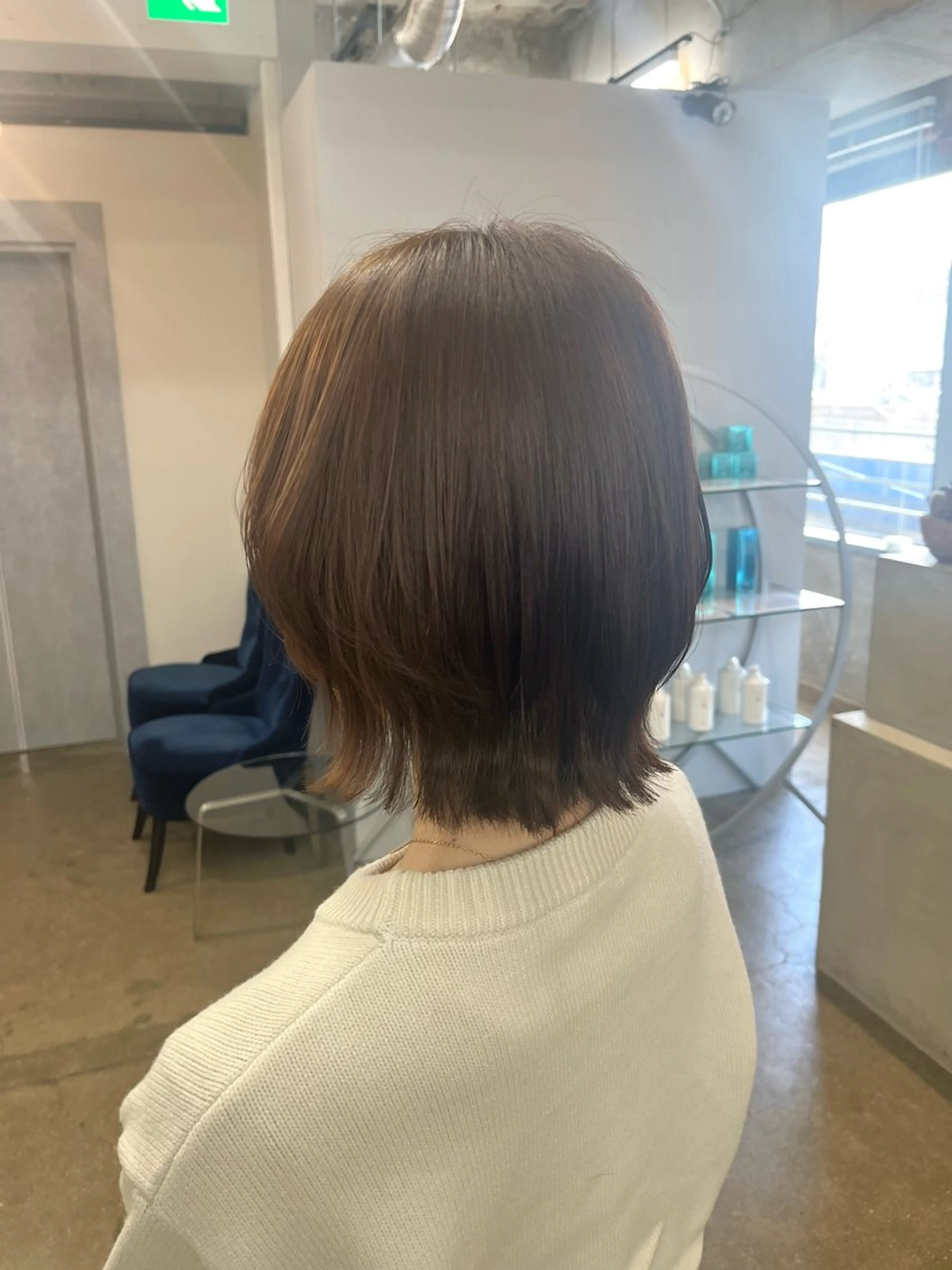 ミディアム カラー ボブレイヤー ベージュカラー オリーブベージュ ボブ レイヤーカット カット ヘアカラー ノヤマ マナのヘアスタイル