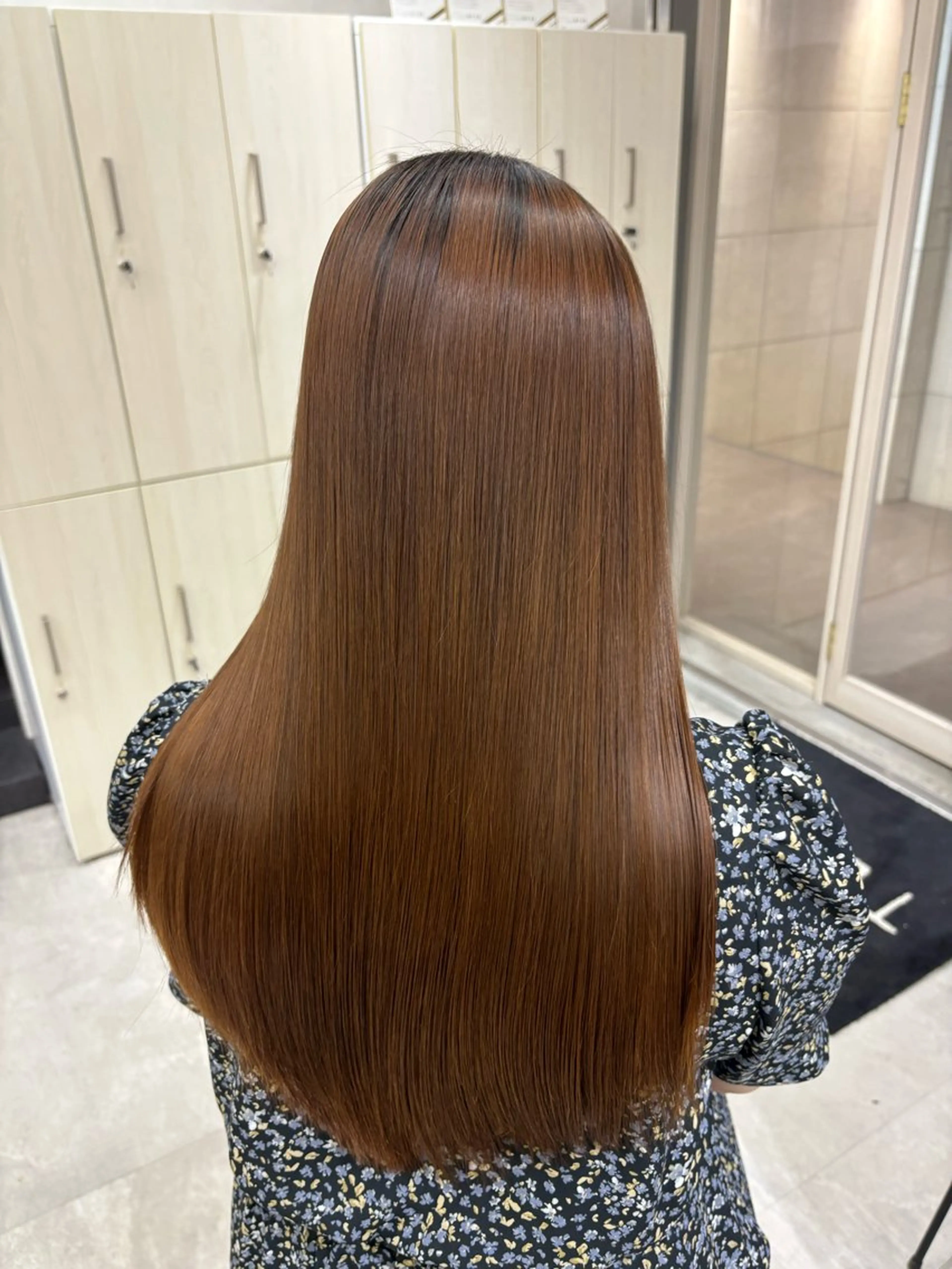 ロング 透明感カラー／ CHIHIROのヘアスタイル