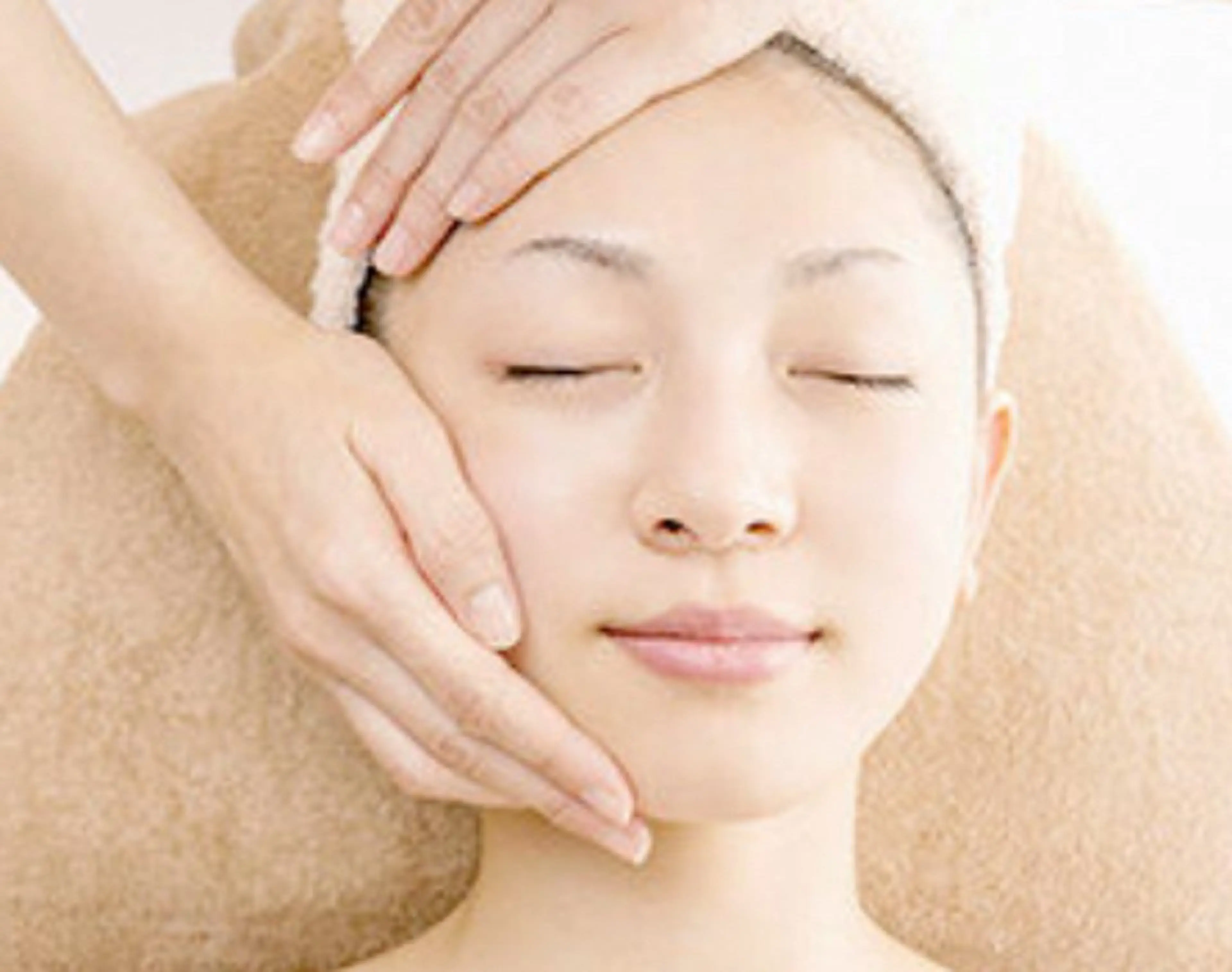 やわらか美肌へ🌸フェイシャルマッサージの写真