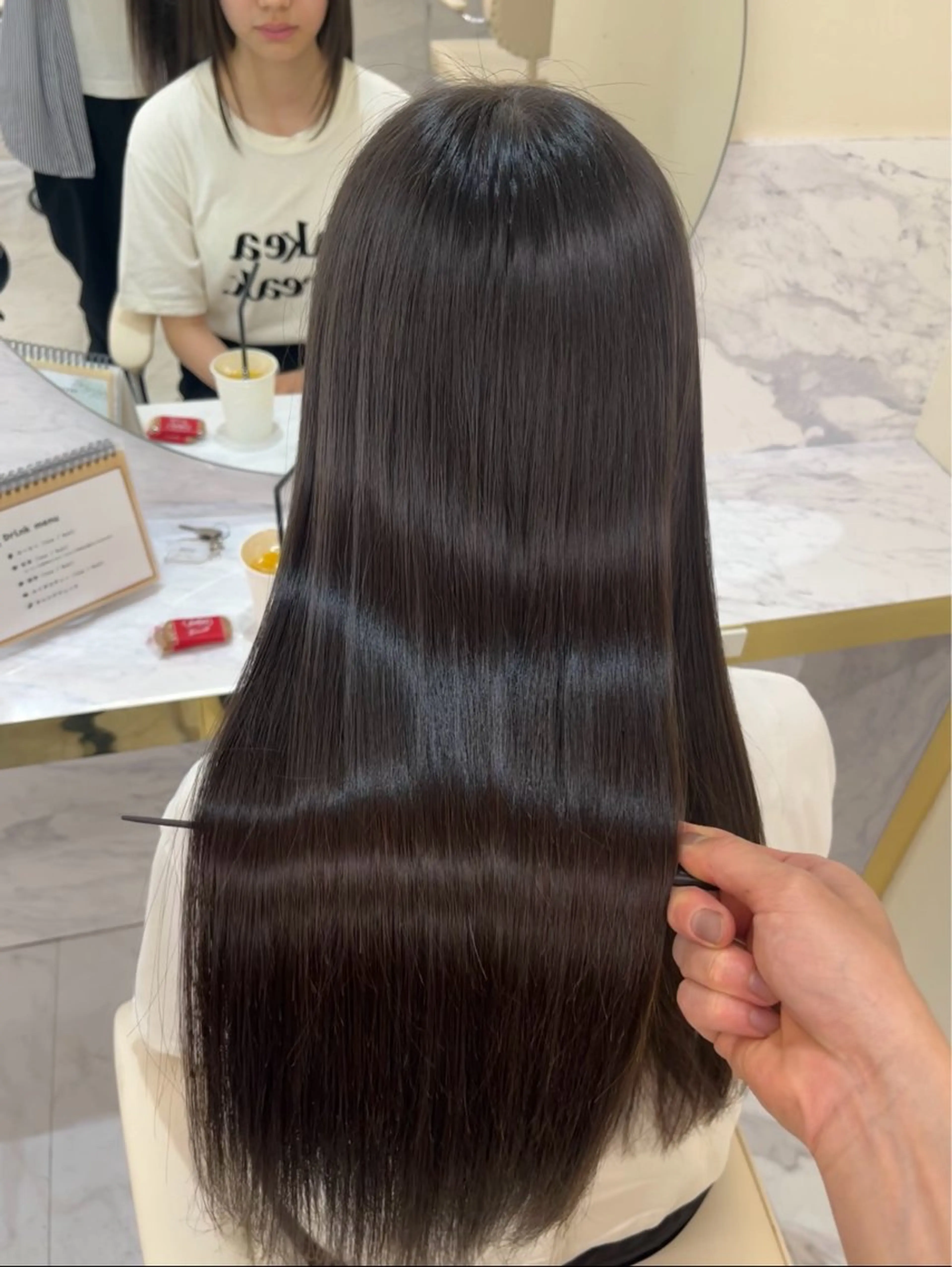 ロング カット ヘアカラー 縮毛矯正 トリートメント 韓国風🫧髪質改善 村上　蒼生のヘアスタイル