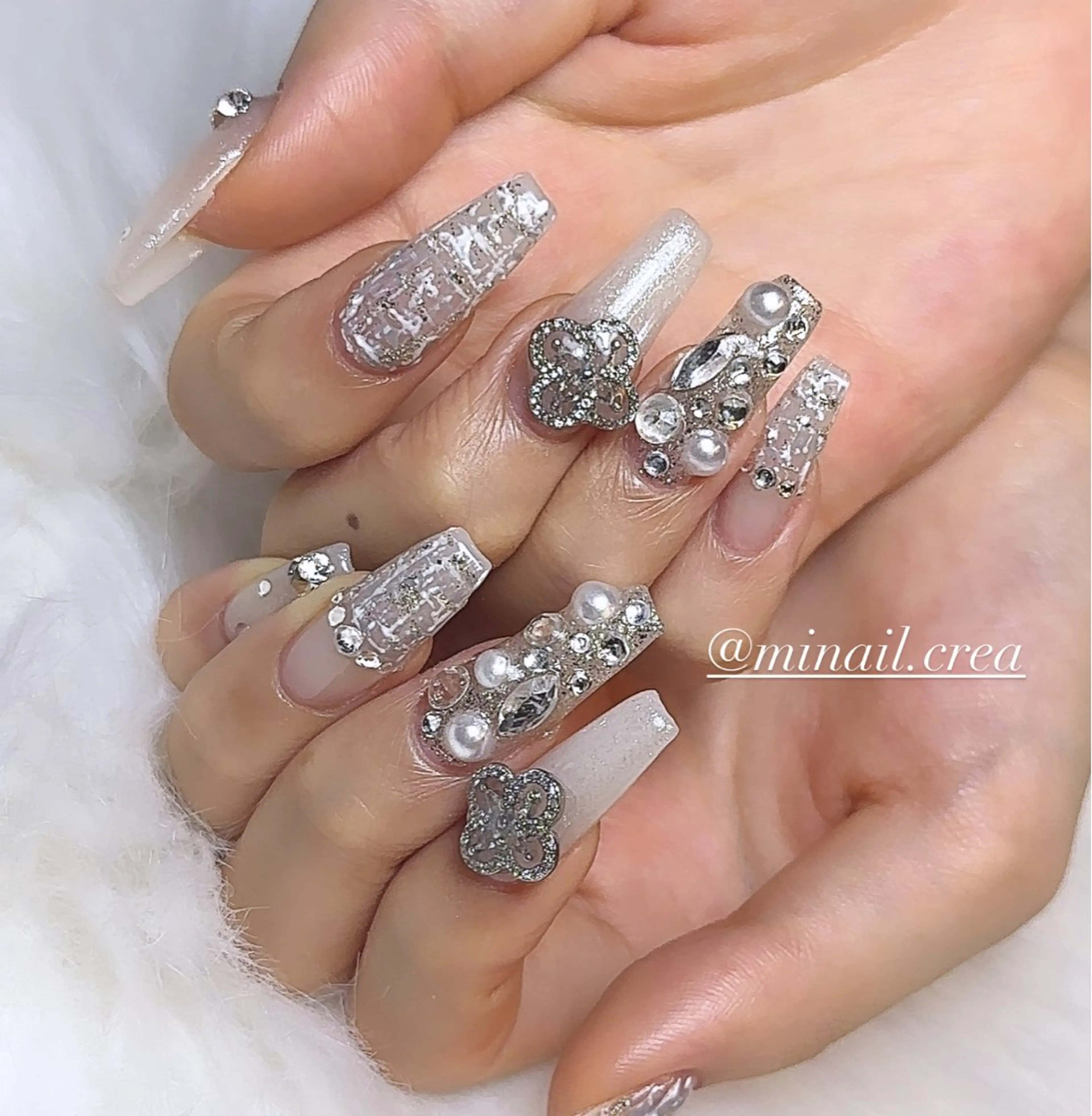 ネイル キラキラネイル ロングネイル スカルプネイル ツイードネイル 冬ネイル ハンドネイル CRéA　-private nailsalon-所属・CReA nailのネイルデザイン
