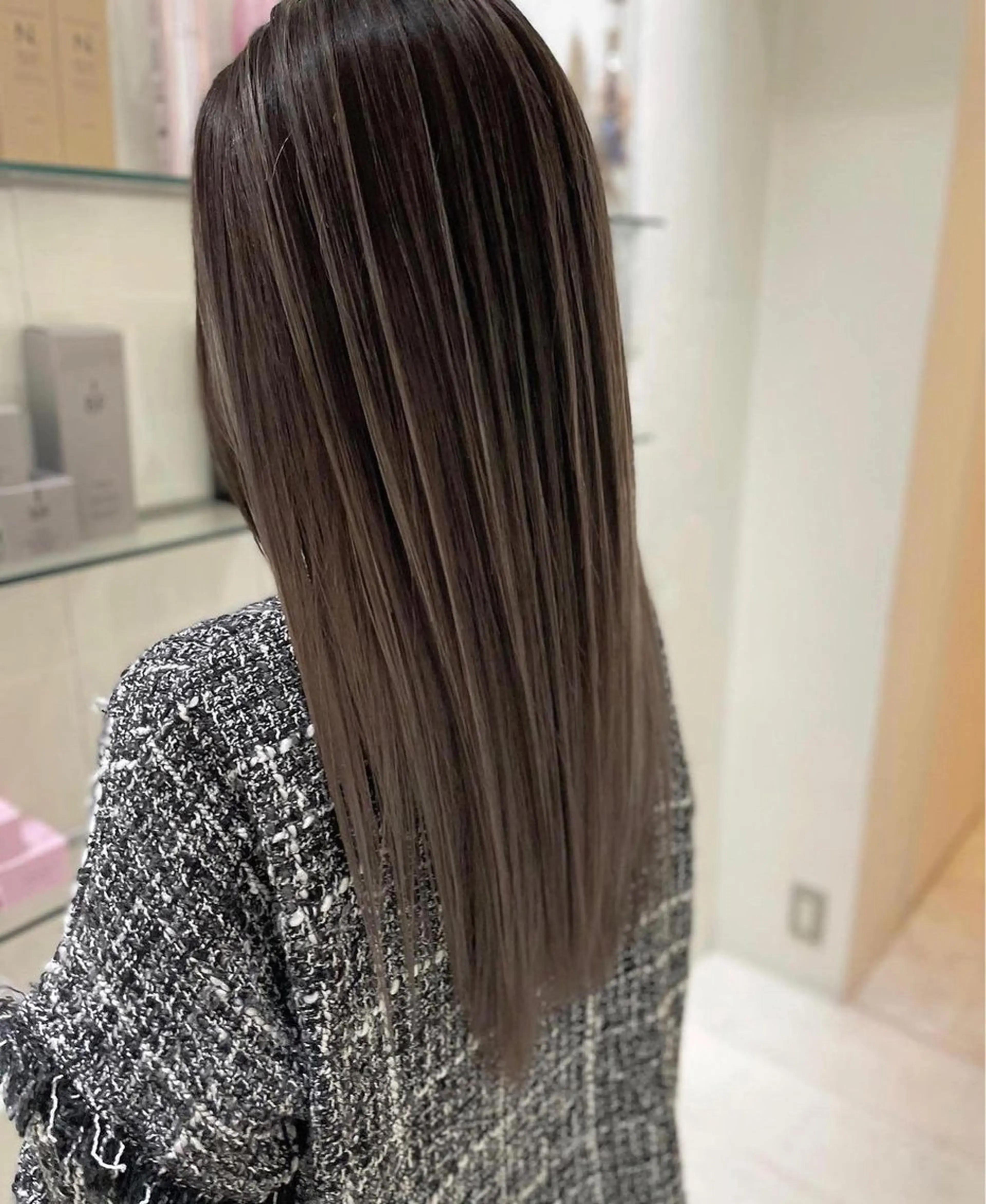 ロング カラー アッシュ ベージュカラー 透明感カラー ハイライトカラー 外国人風カラー ヘアカラー トリートメント 河合秀明/ショート /ボブ/レイヤーのヘアスタイル