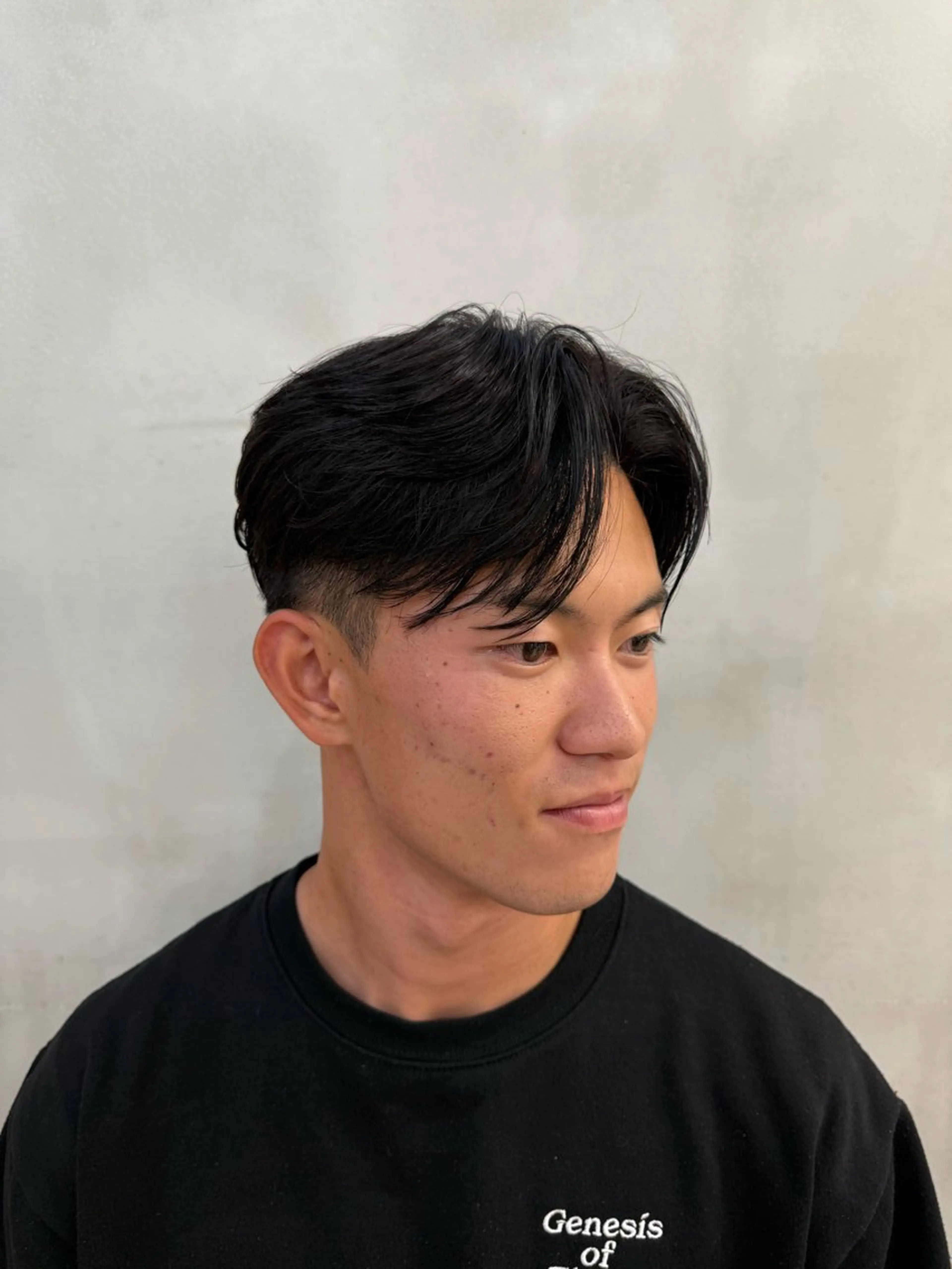 ショート パーマ メンズ nico TOKYO所属・ニュアンス/ センターパート/イノのヘアスタイル