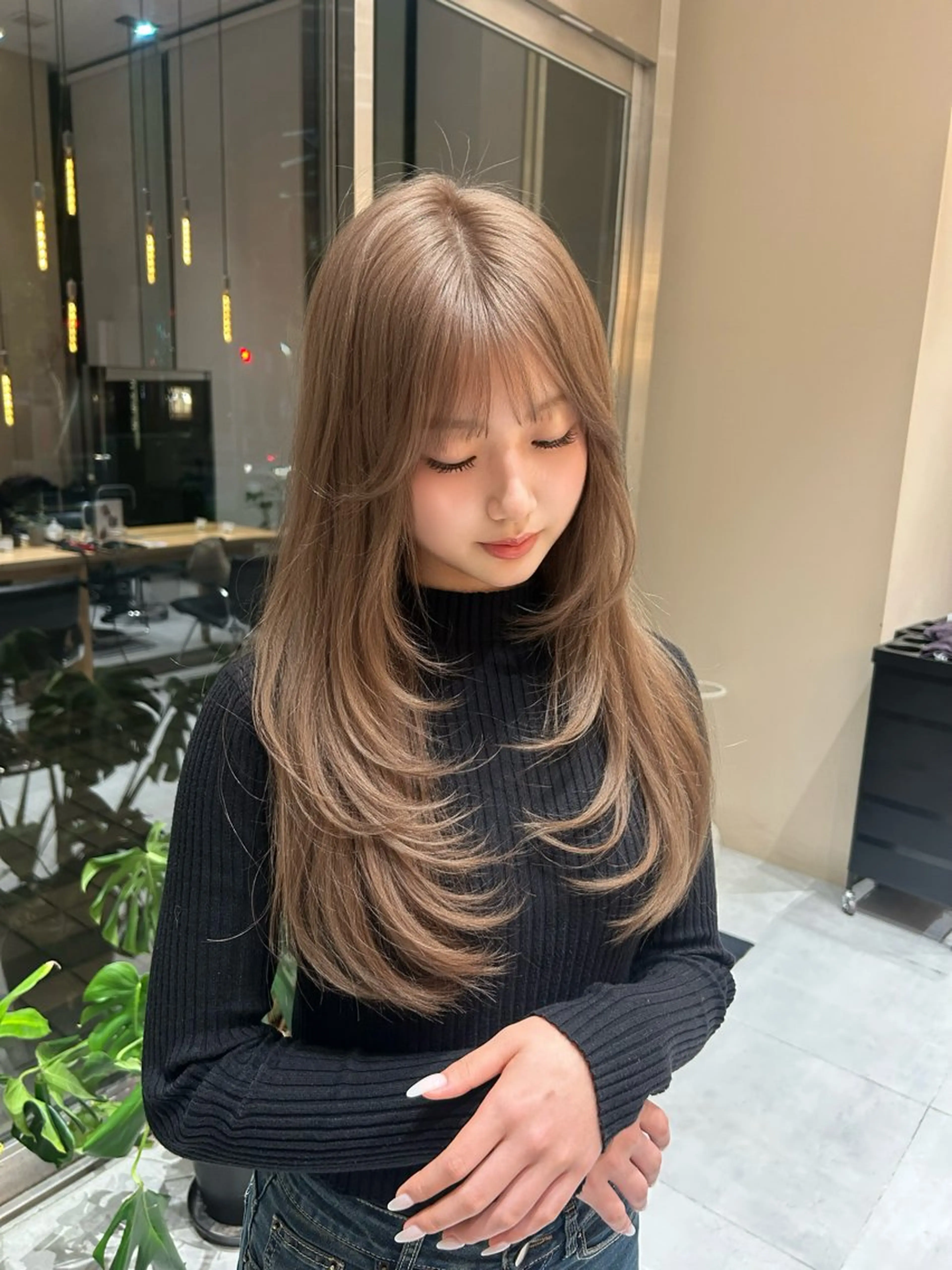 ロング カラー ヘアアレンジ ハイトーンカラー ヘアカラー トリートメント yoko/レイヤー /ボブ／艶カラーのヘアスタイル