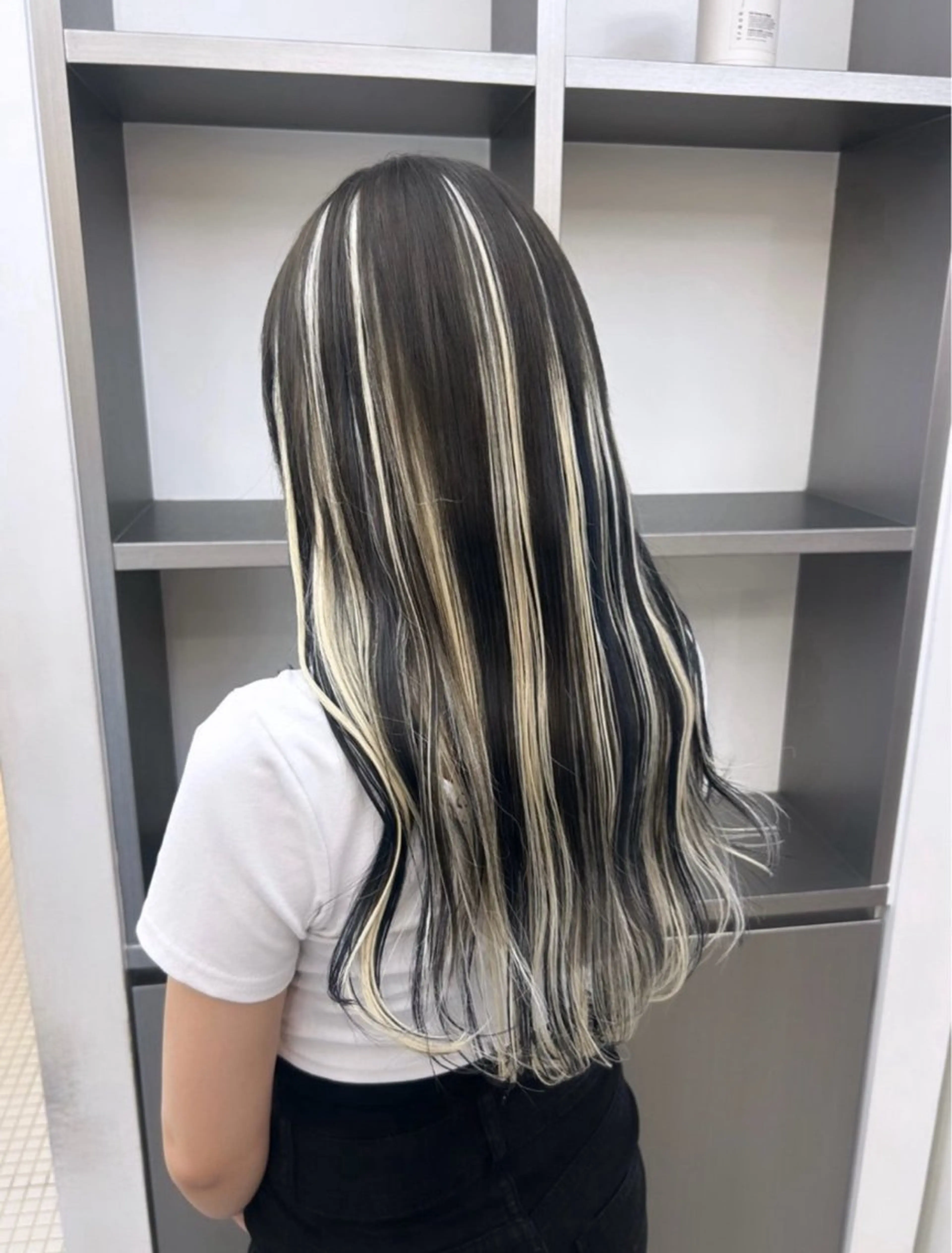 ミディアム ミディアムパーマ ボブ エクステ 外国人風カラー レイヤーカット ヘアカラー エクステ MiRI💜地毛級 エクステ✖似合わせ技のヘアスタイル