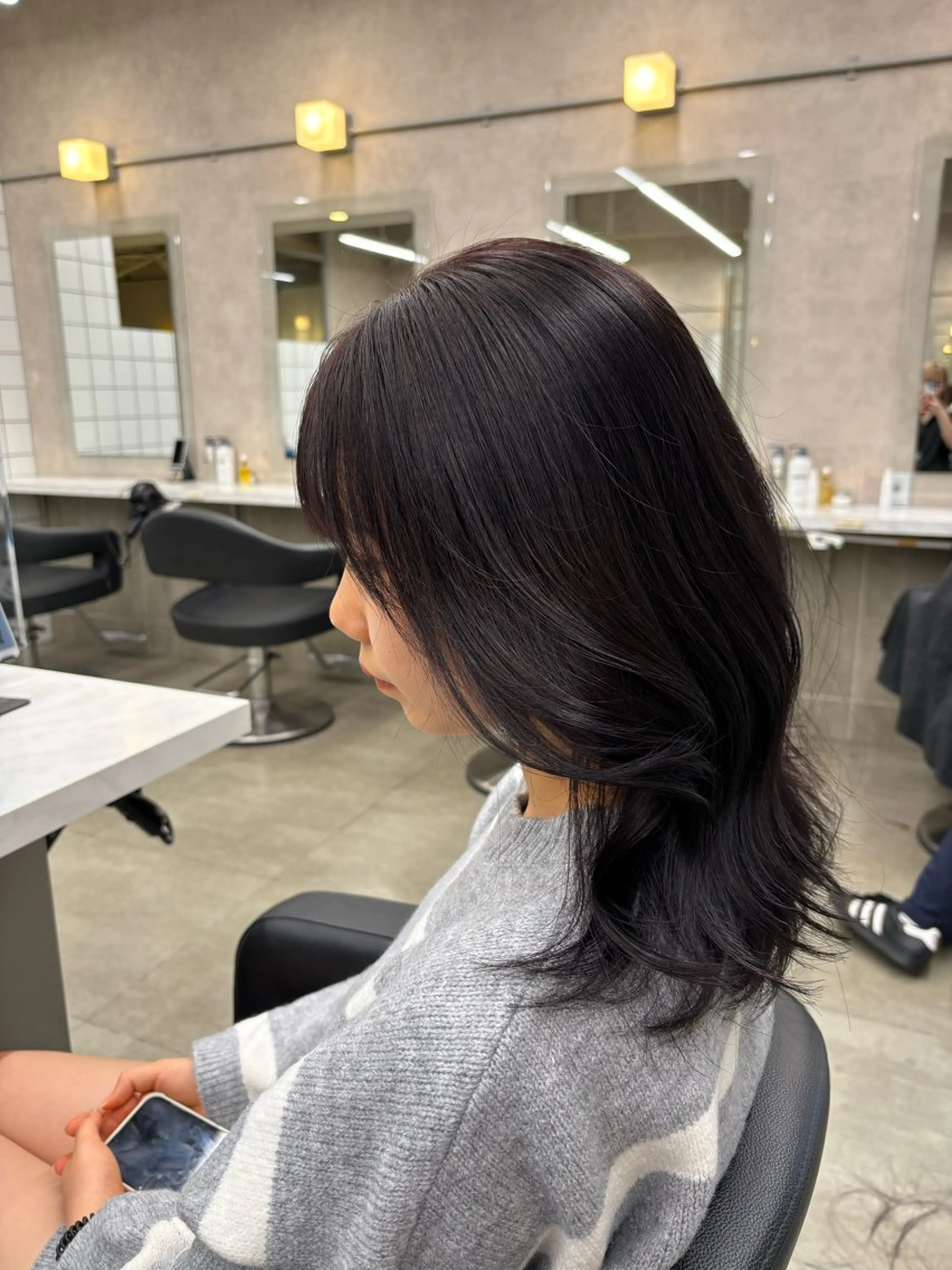 ミディアム カラー ブルーカラー ブルーグレー グレージュ ラベンダーカラー ラベンダーグレー 表参道ハッシュカット レイヤー/リノンのヘアスタイル