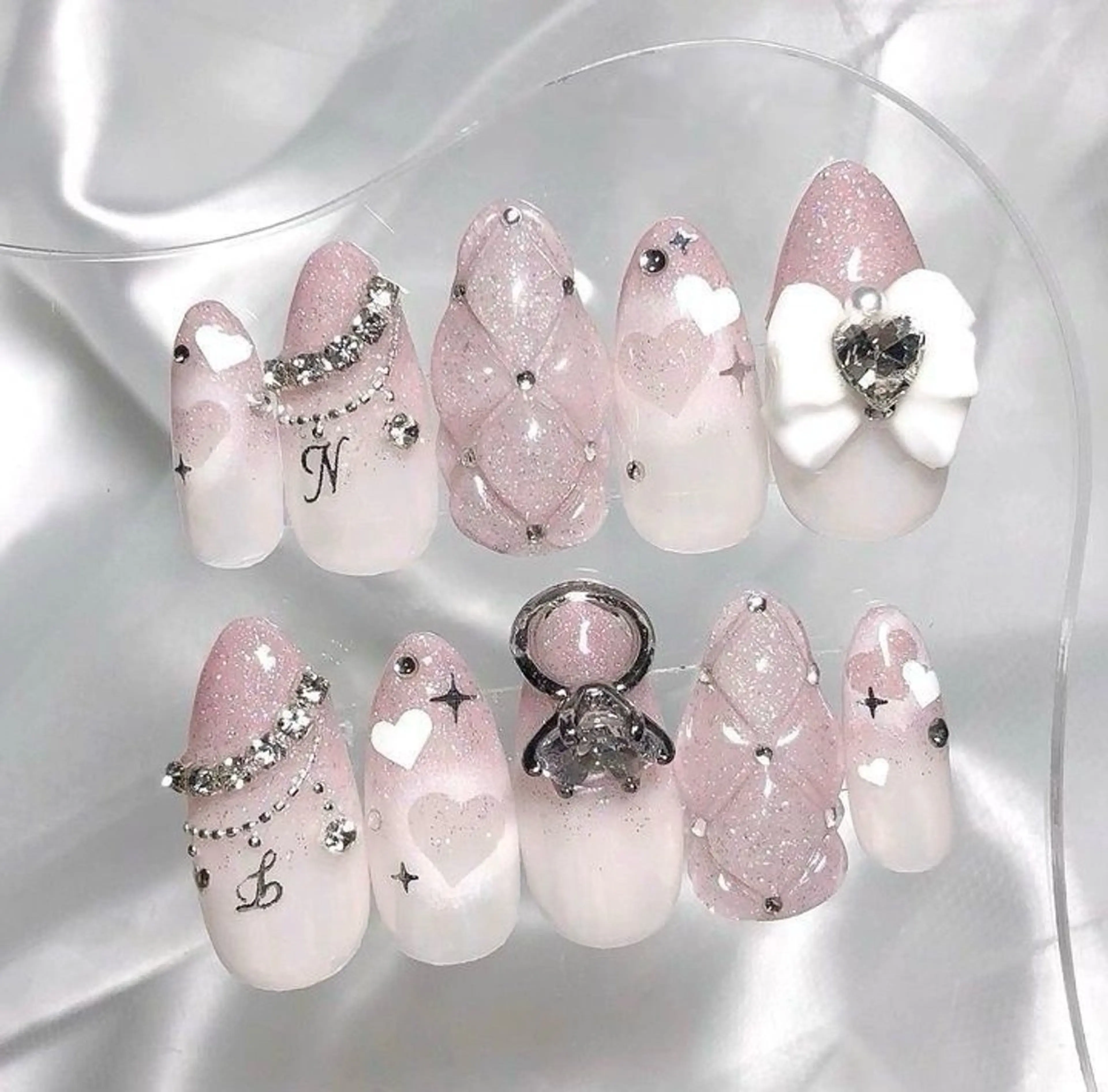 ネイル 長さ出し フレンチネイル グラデーション 卒業式 マグネットネイル ハンドネイル MIHANA NAILのネイルデザイン
