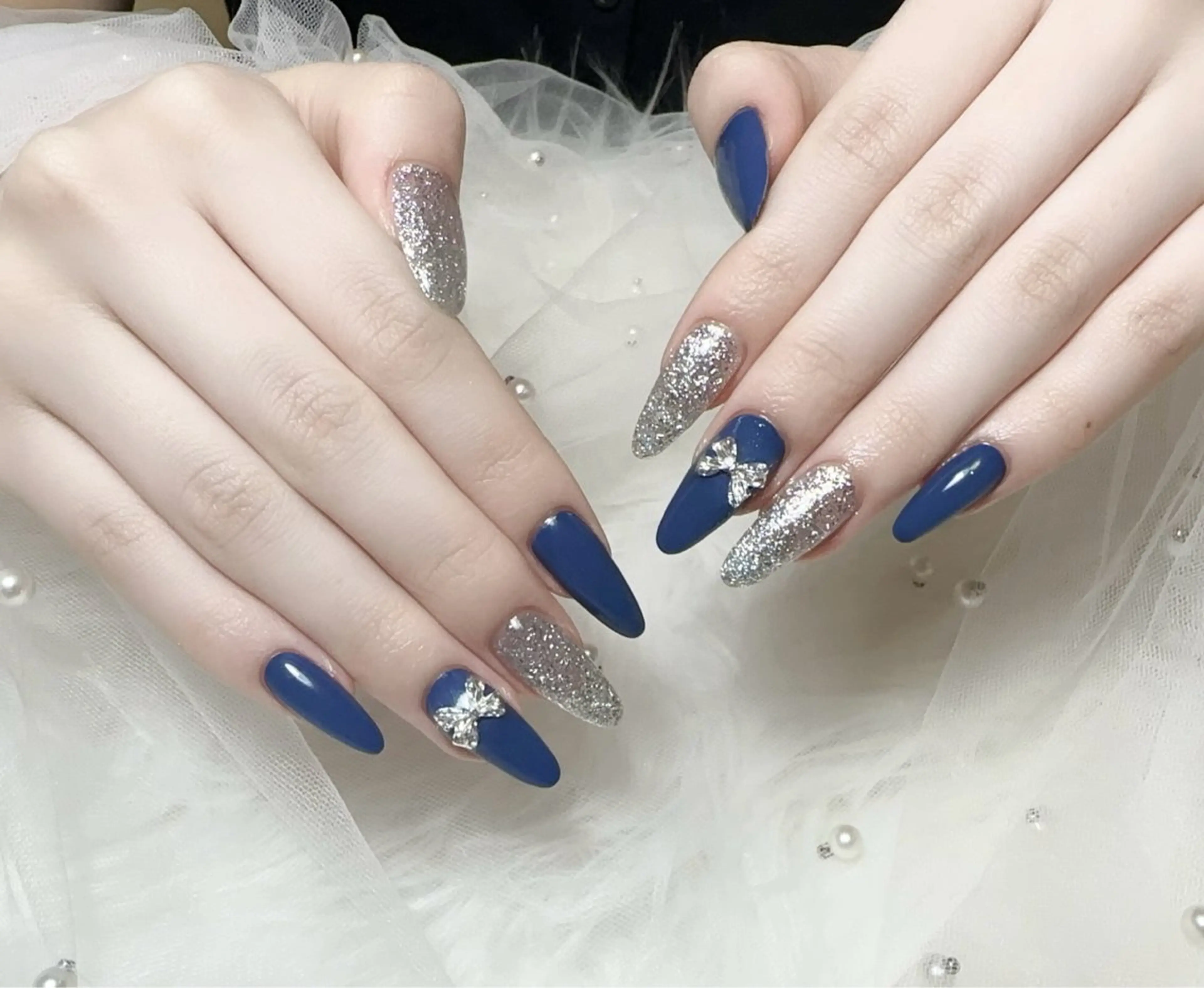 ネイル アートネイル フットネイル フレンチネイル ジェルネイル ガラスフレンチ ハンドネイル Mimo beau ty   salonのネイルデザイン