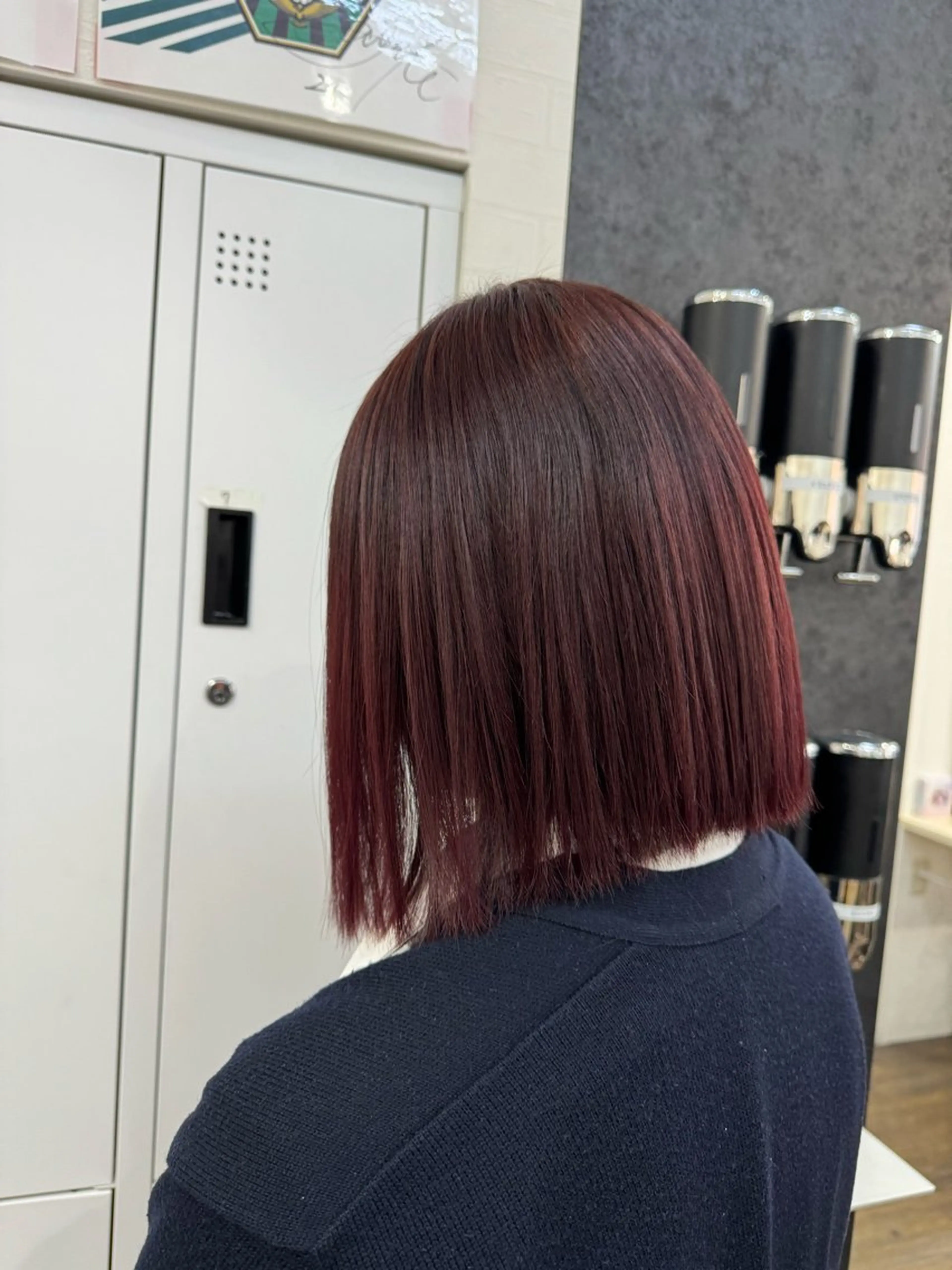 ミディアム カット ヘアカラー トリートメント 田子🦋ハイトーン 🫐耳つぼジュエリーのヘアスタイル