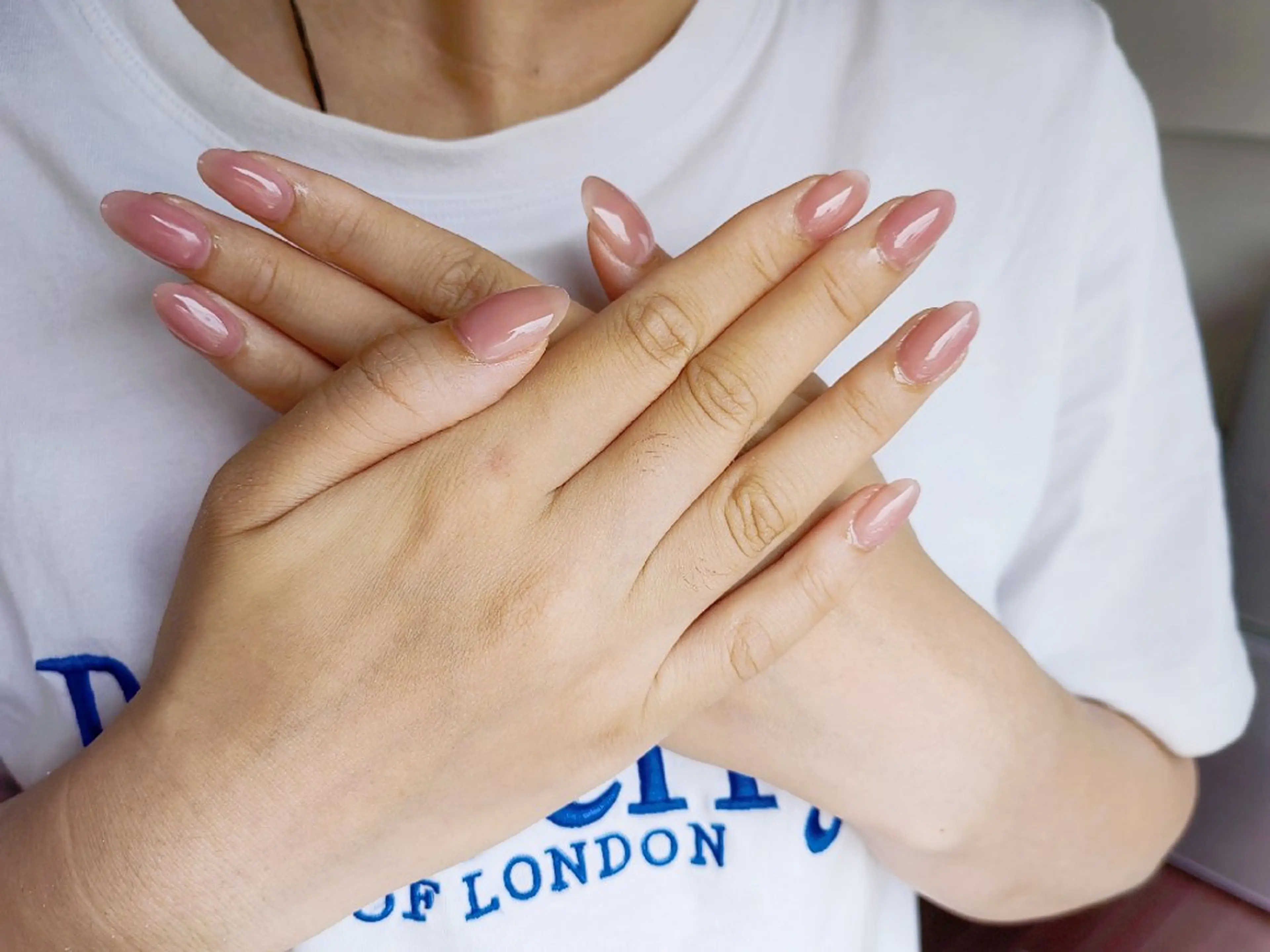 ネイル 佐藤 しおんのネイルデザイン