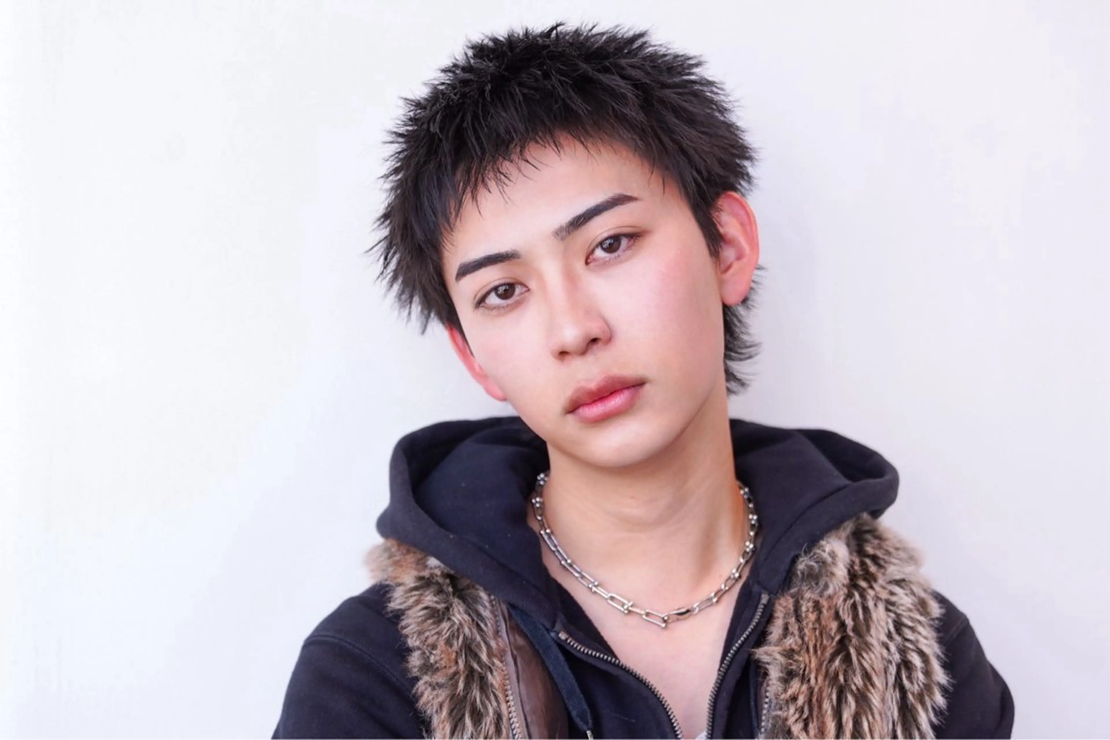 ショート パーマ メンズ カット パーマ トリートメント ヘアセット メンズ特化   西野 晴紀のヘアスタイル