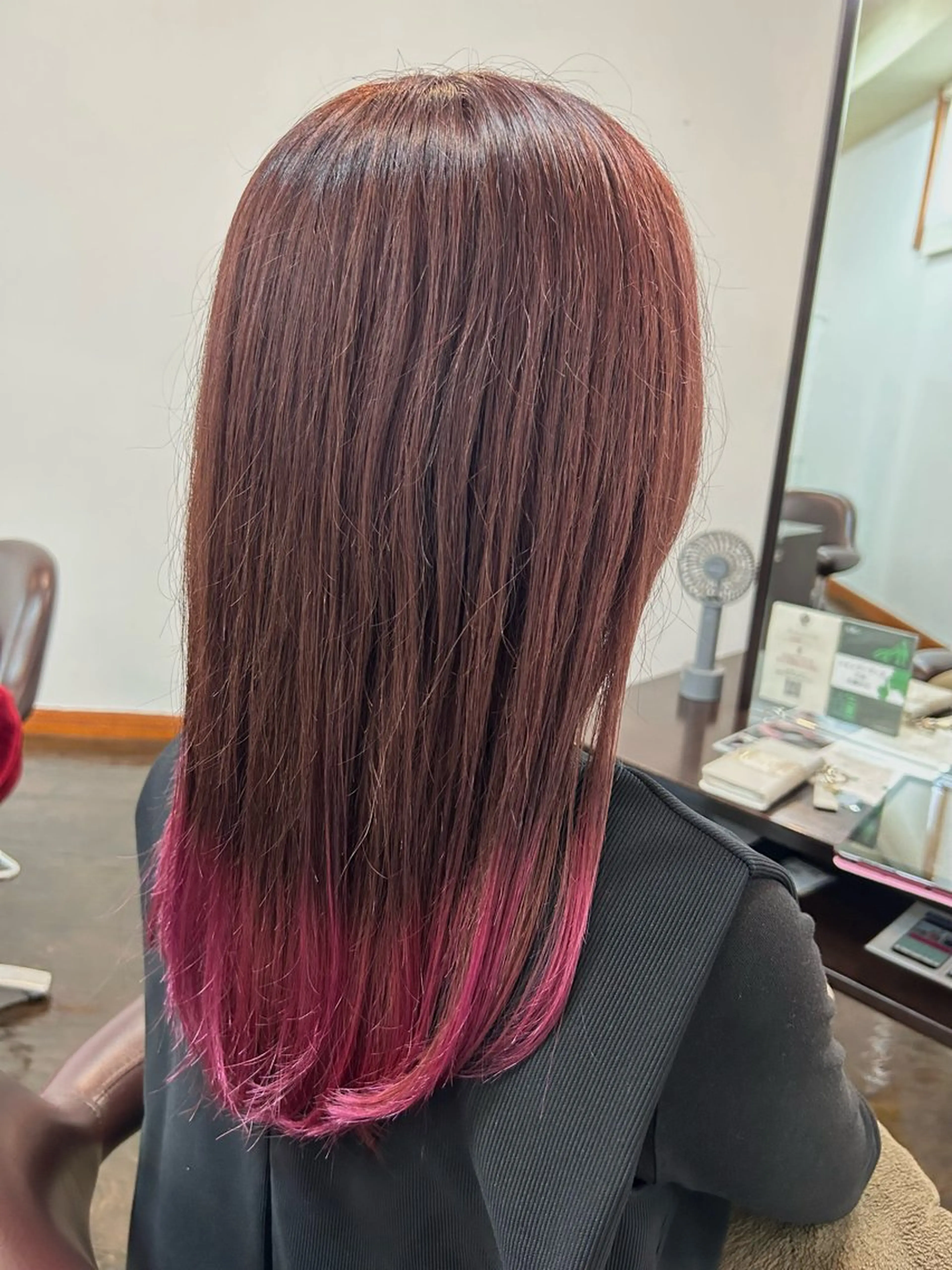 カラー ブラウンカラー ピンクカラー ローズカラー 坂本 瑞季のヘアスタイル