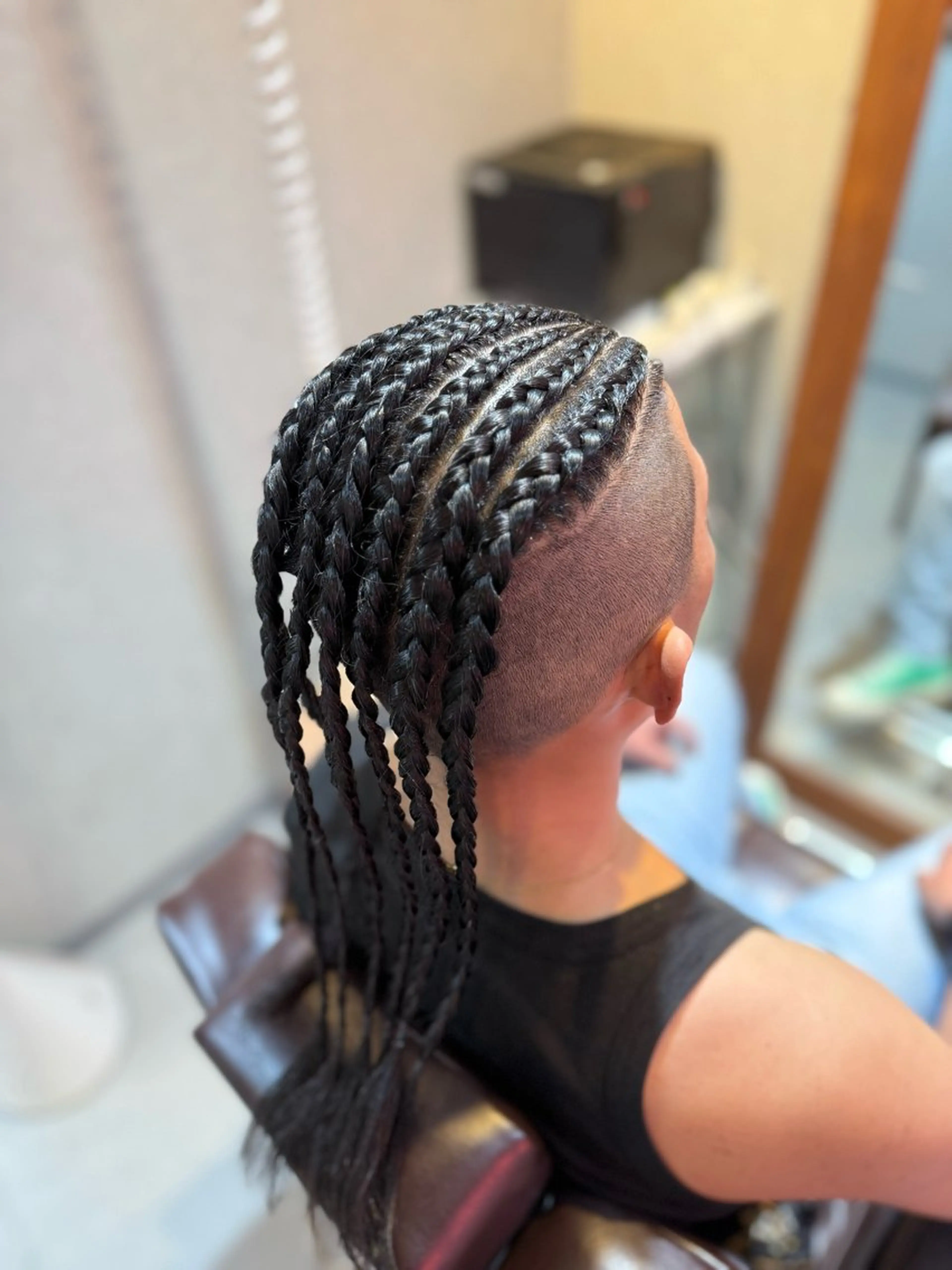 コーンロウ1本1100円～の写真