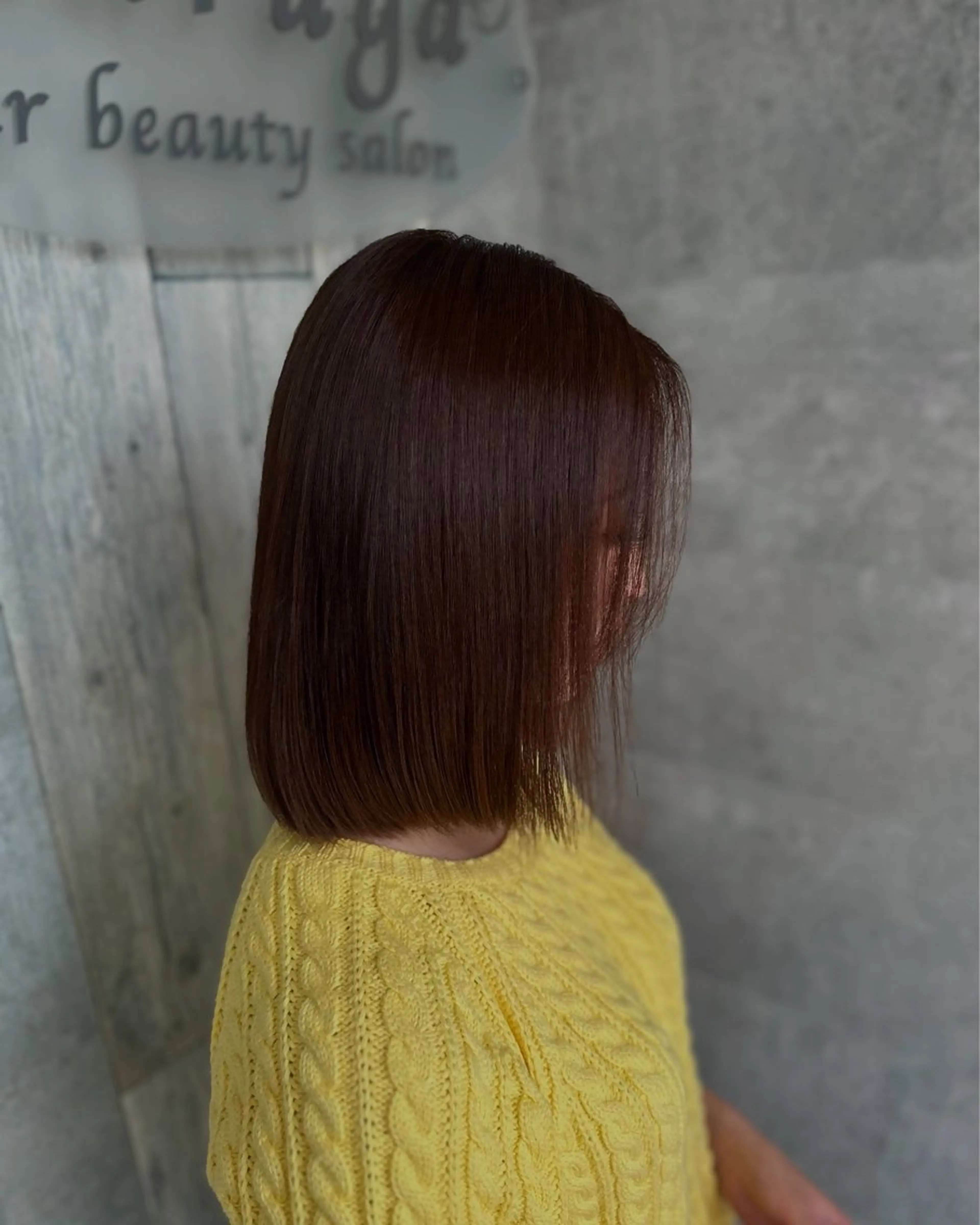 ミディアム ヘアカラー ラルガ下曽根所属・な 茶のヘアスタイル