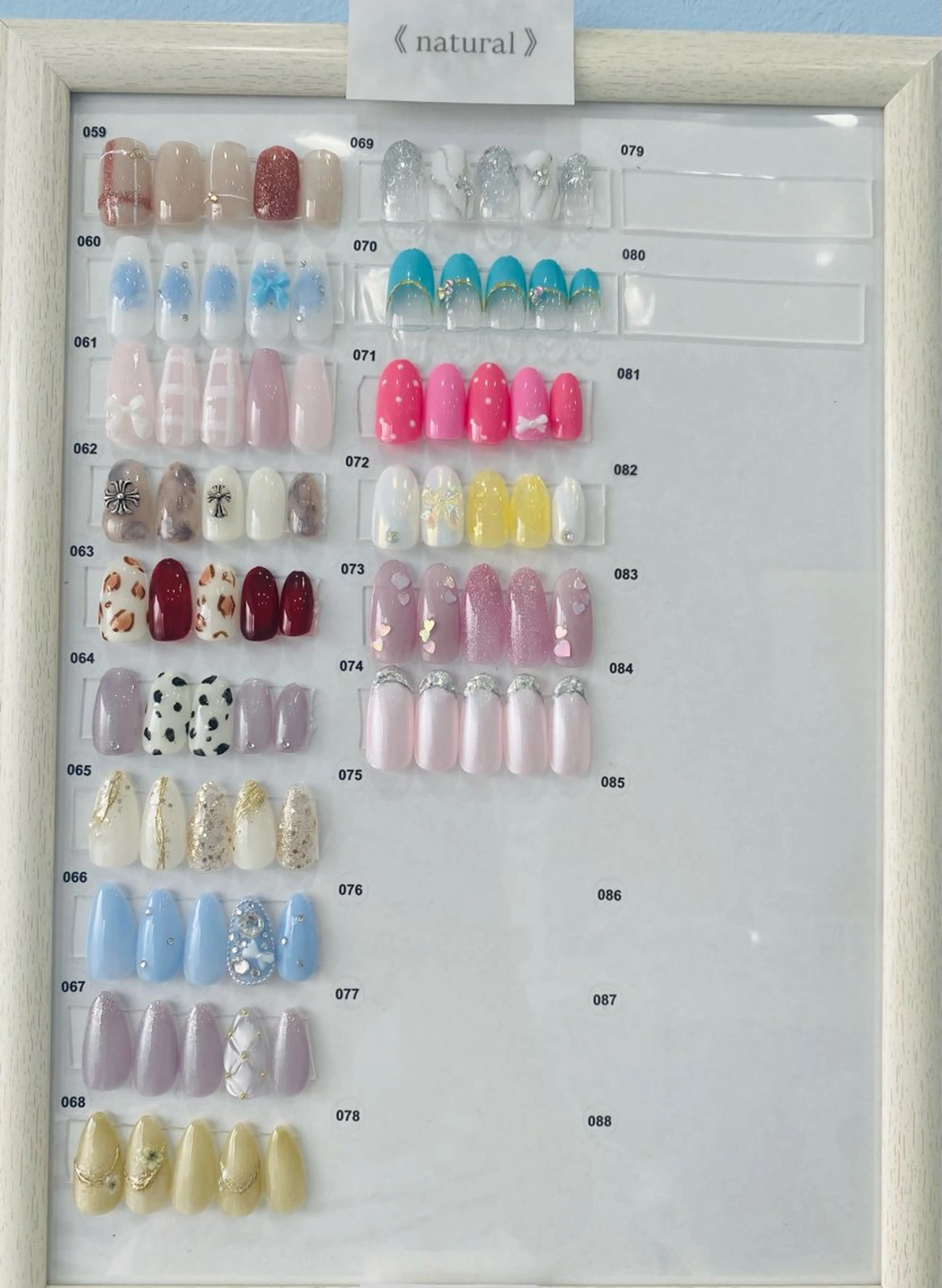 ネイル M'CLAIR所属・M'CLAIR makikoのネイルデザイン