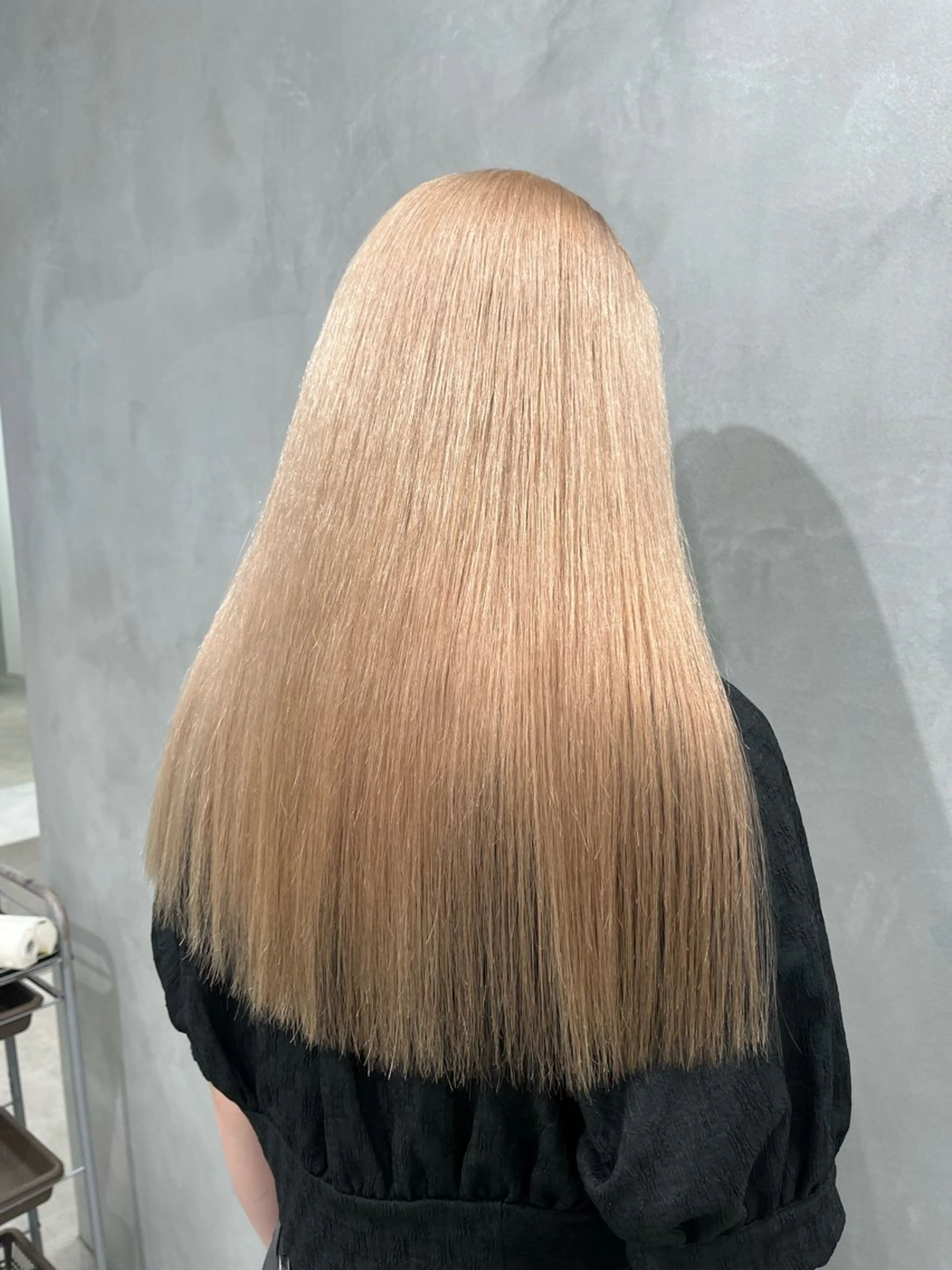 ロング カラー ベージュカラー ブリーチ ミルクティーベージュ ヘアカラー ✨ハイトーンカラー✨ /⭐︎Yudai⭐︎のヘアスタイル