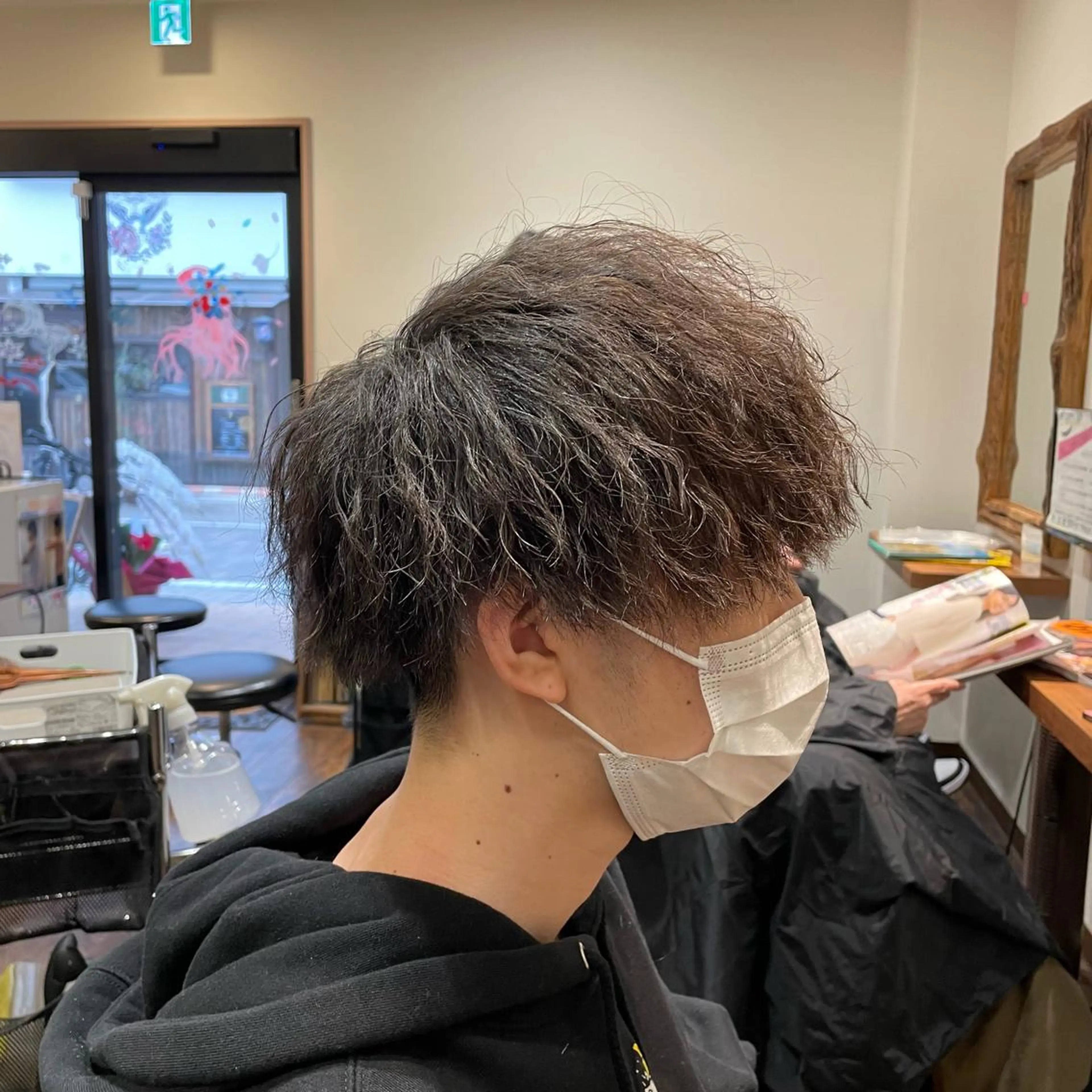ショート パーマ メンズ メンズパーマ ツイストスパイラルパーマ スパイラルパーマ カット パーマ Wataru 外国人風カラー💎のヘアスタイル