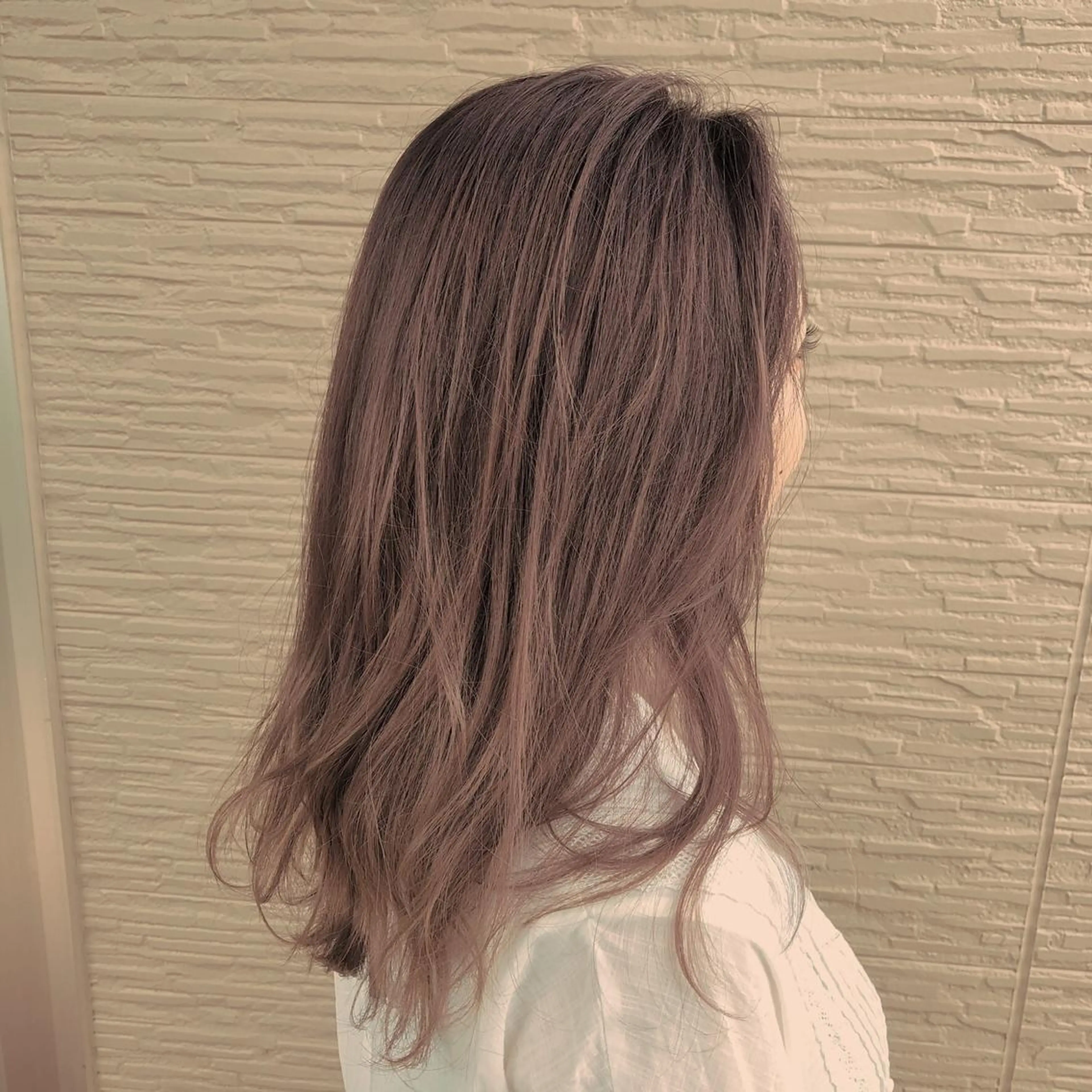 セミロング カラー ベージュカラー ピンクカラー ピンクベージュ 4-rest garden （フォーレストガーデン）所属・金井 直樹のヘアスタイル