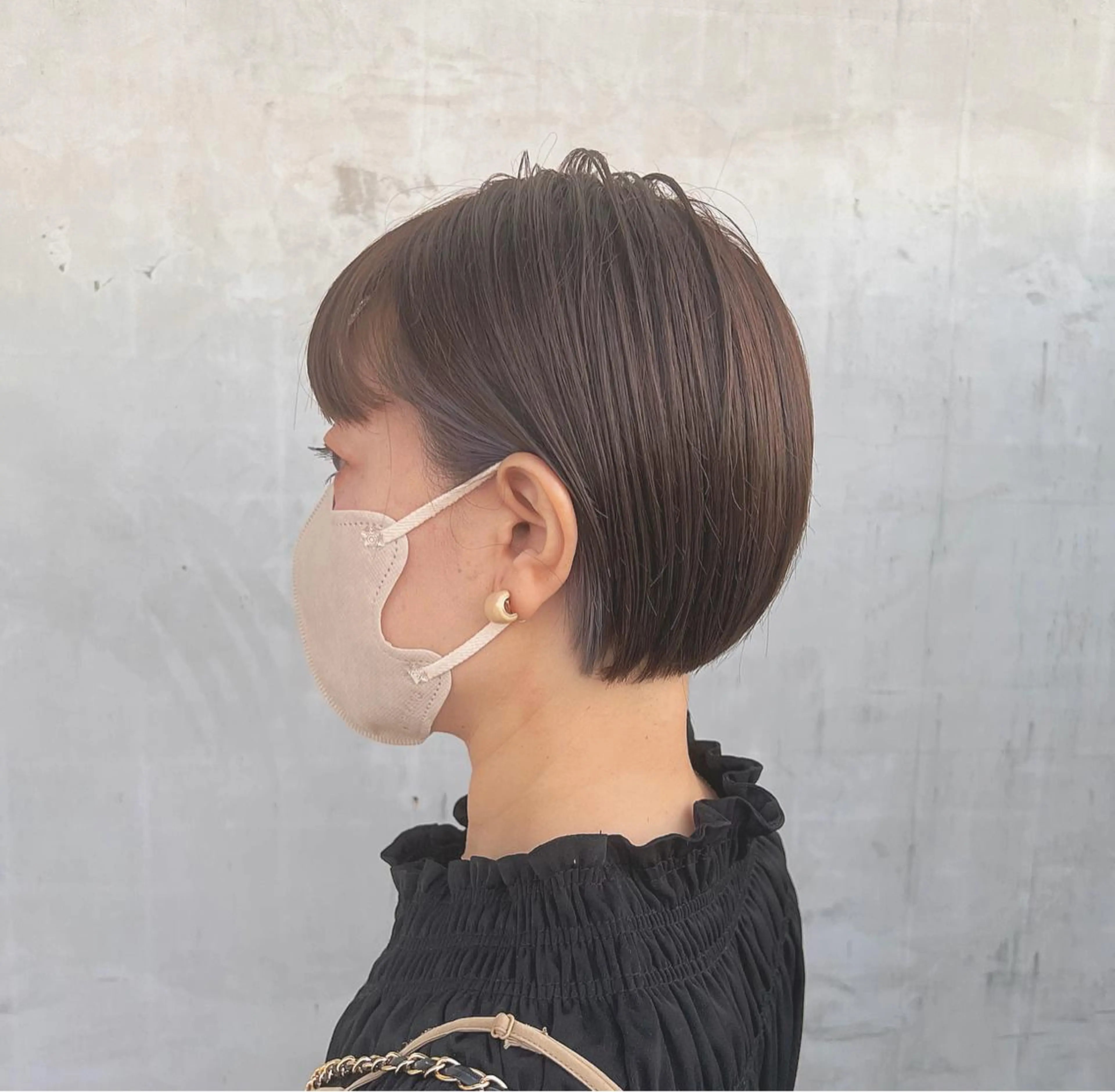 ショート ボブ カット ヘアカラー 切りっぱなしボブ 👩🏼ミニボブのヘアスタイル