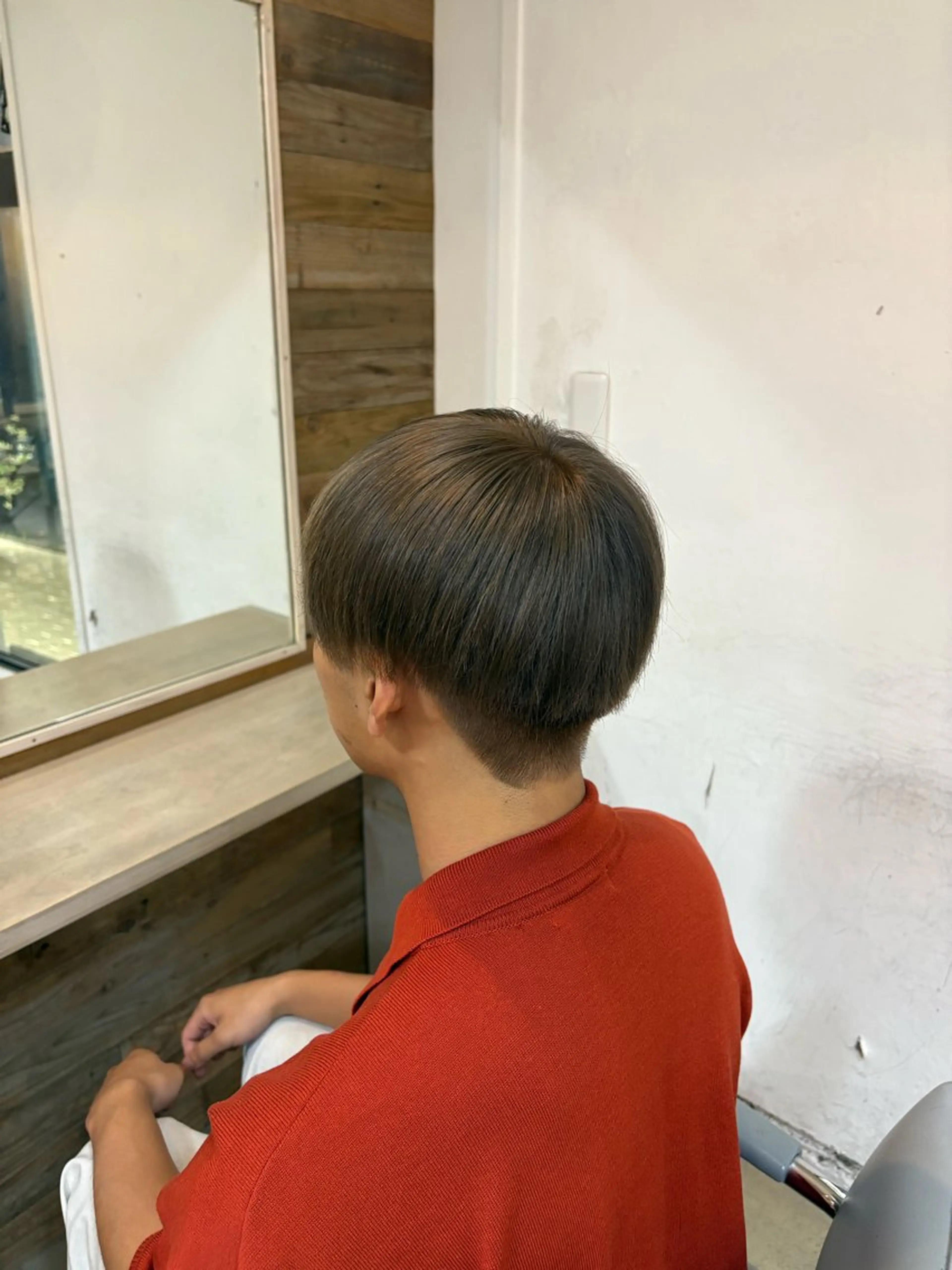 カラー メンズ マッシュ ベージュカラー 透明感カラー ミルクティーベージュ カット NOAHFLY所属・noahfly / maoのヘアスタイル