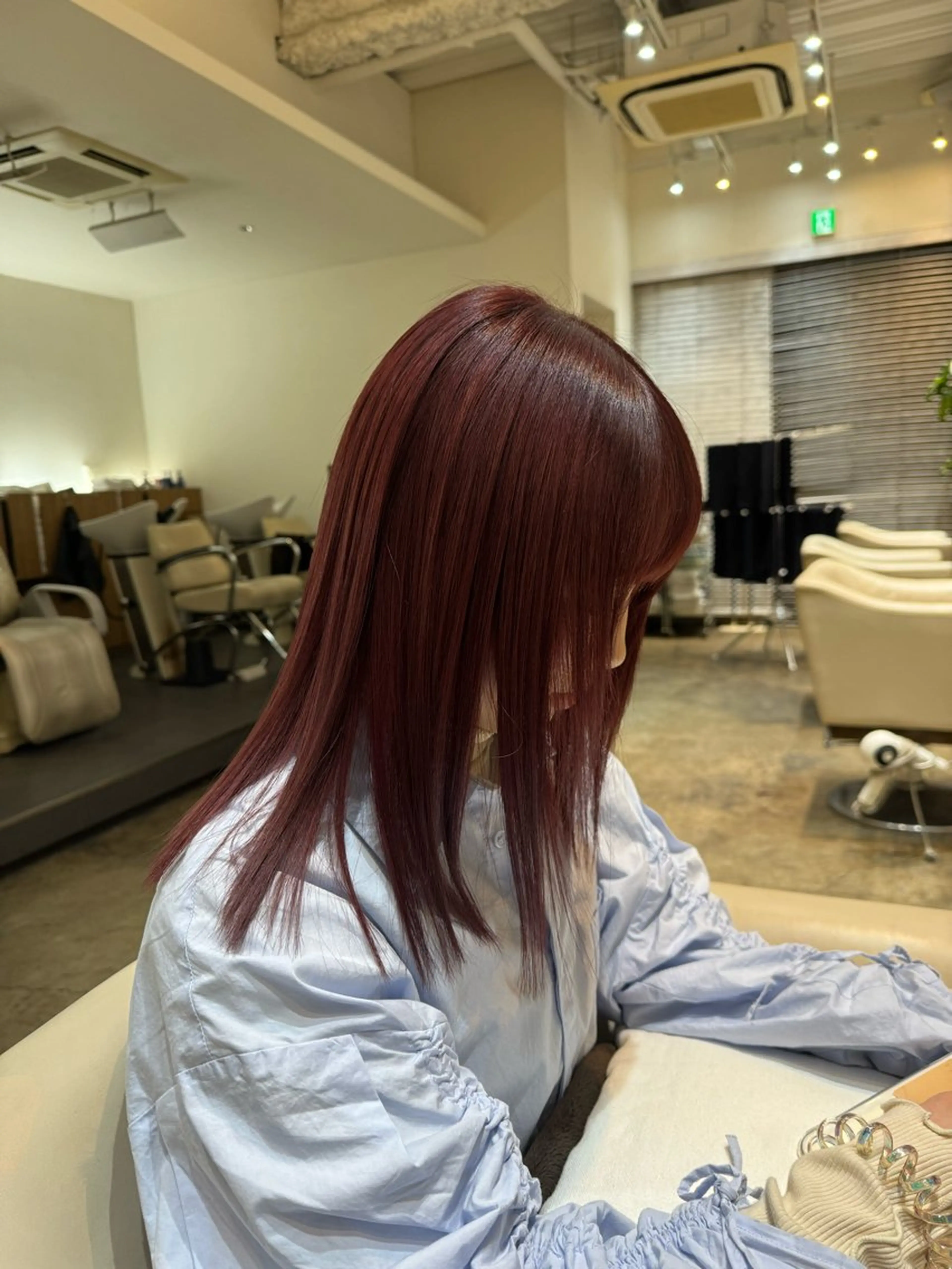 セミロング カラー mao 🖤のヘアスタイル