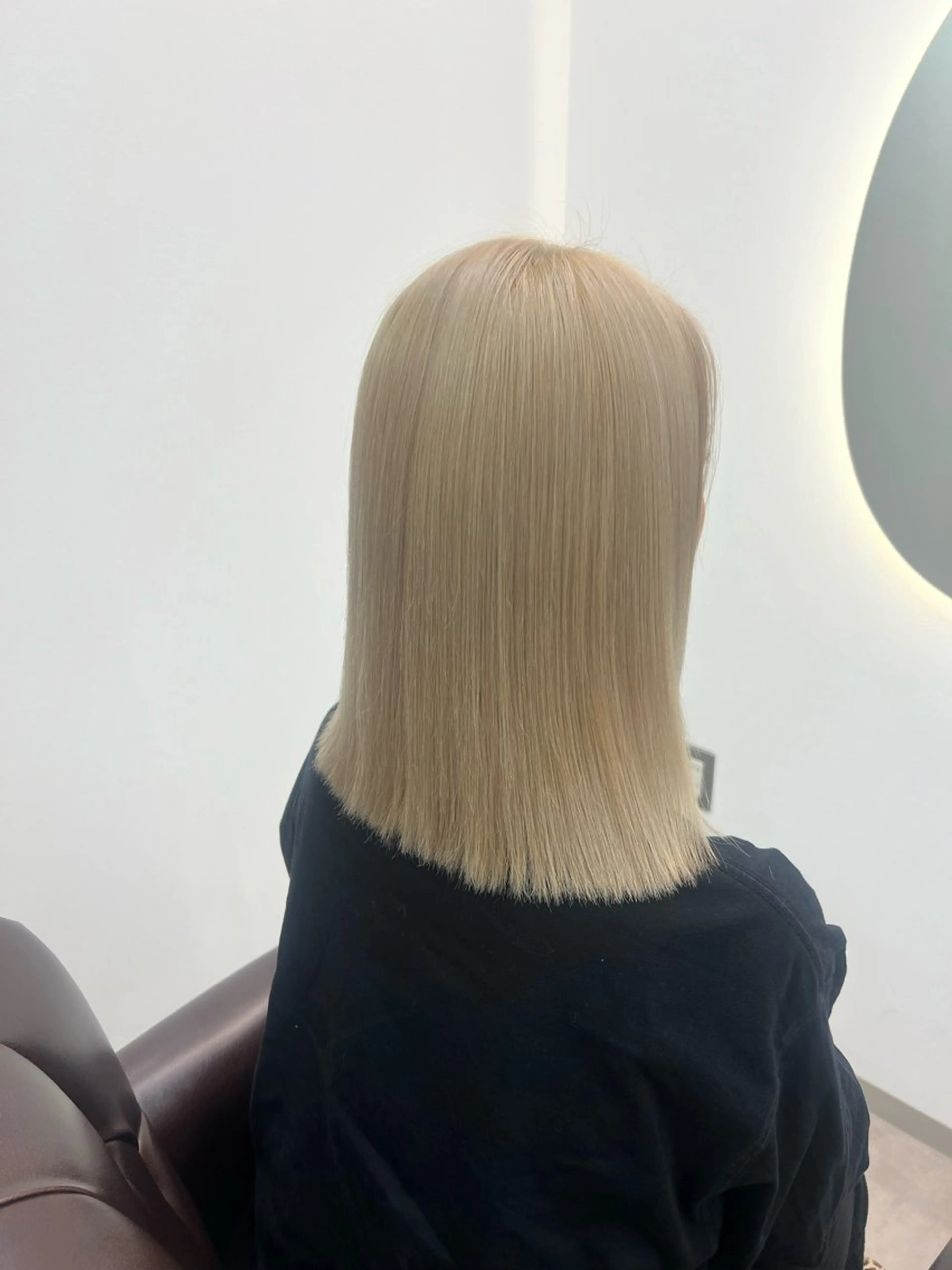 ミディアム カラー ベージュカラー ホワイトベージュ qualiaクオリア クラモチ　タクミのヘアスタイル