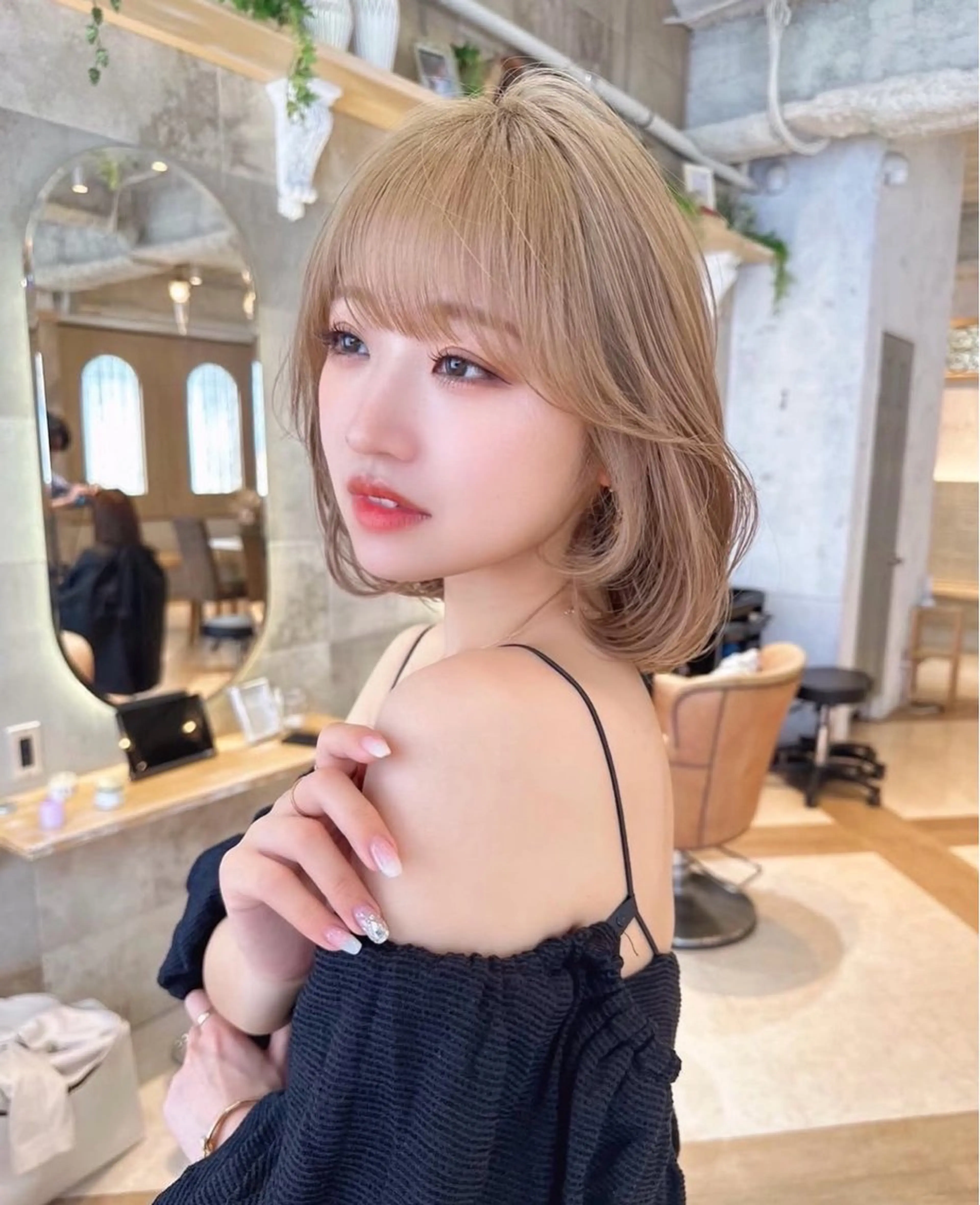 ミディアム ハイトーンの天才 shuheiのヘアスタイル