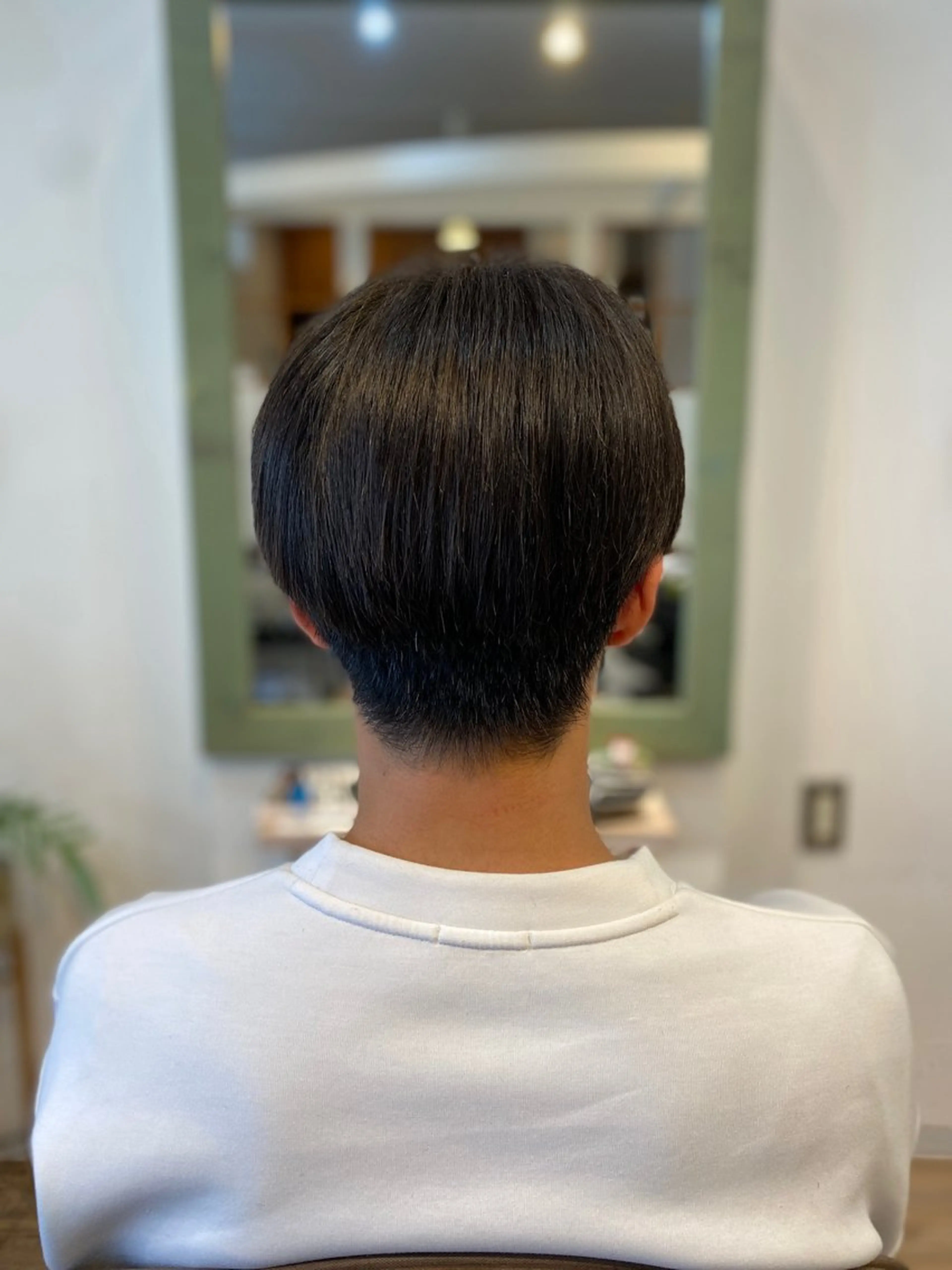 ショート メンズ マッシュ カット 安住 千明のヘアスタイル