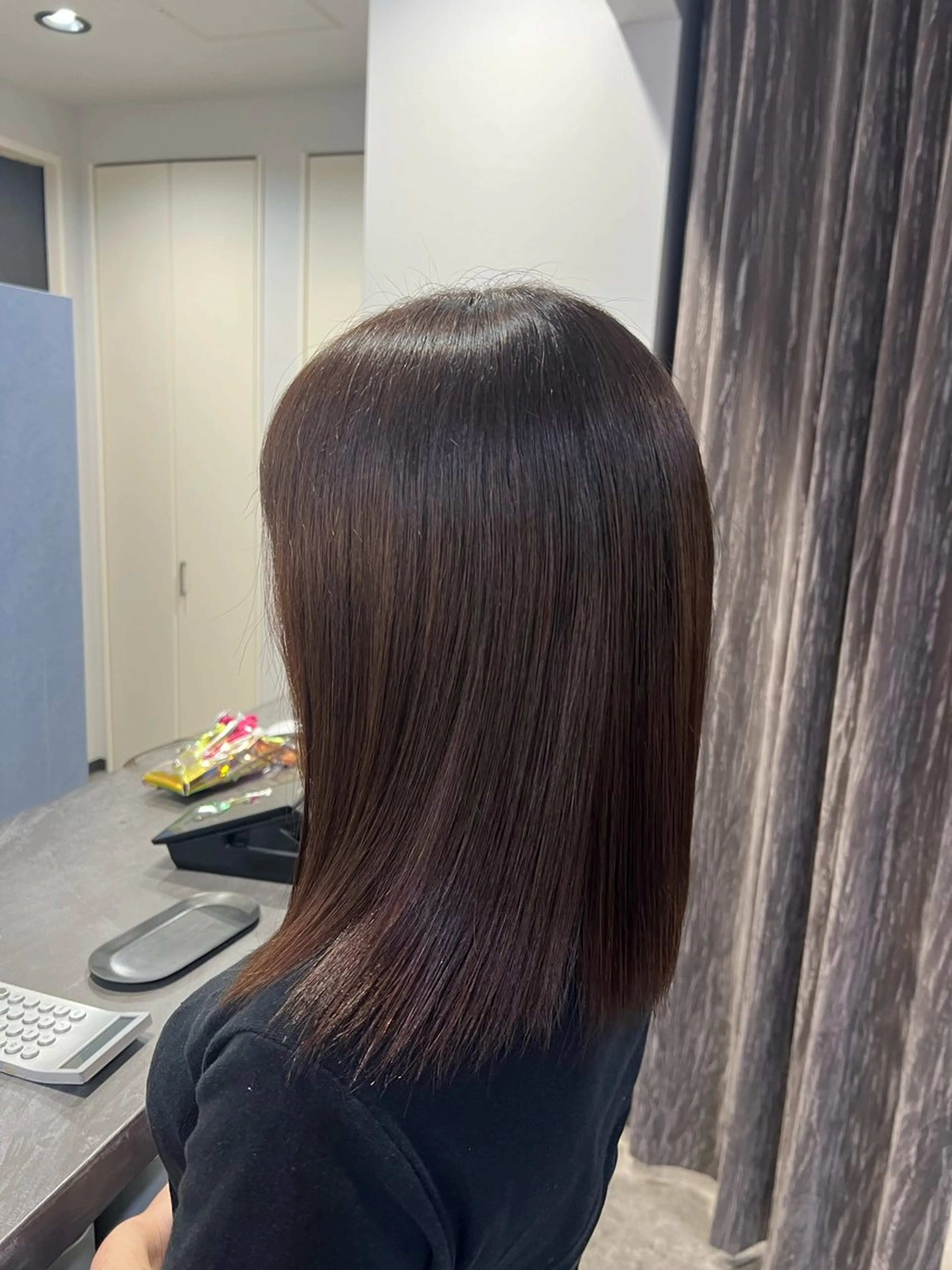 ミディアム ヘアカラー 小番 茜海のヘアスタイル