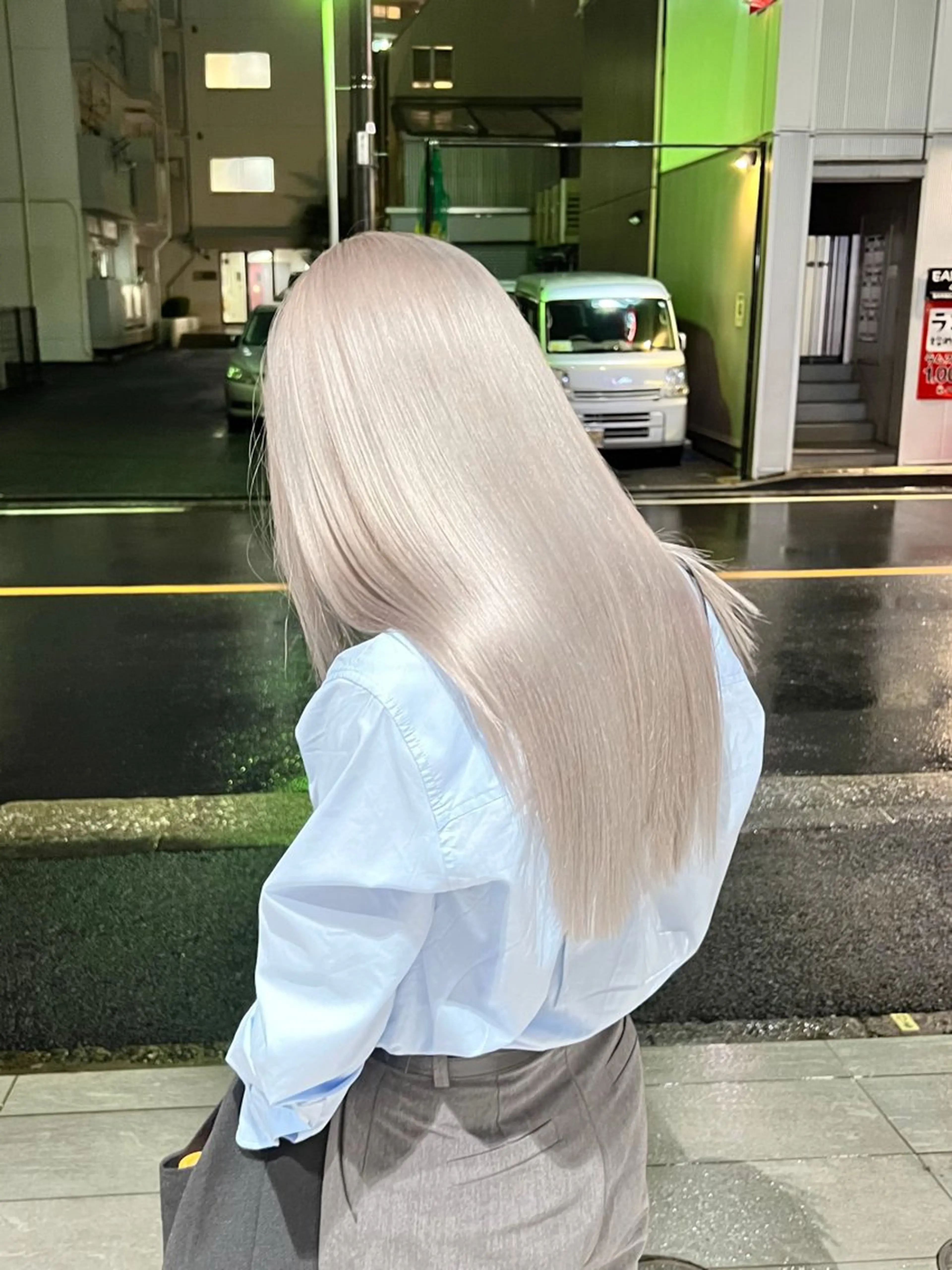 セミロング カラー ベージュカラー ホワイトベージュ カット ヘアカラー ムラ修正💎 艶髪ハイトーン💎のヘアスタイル