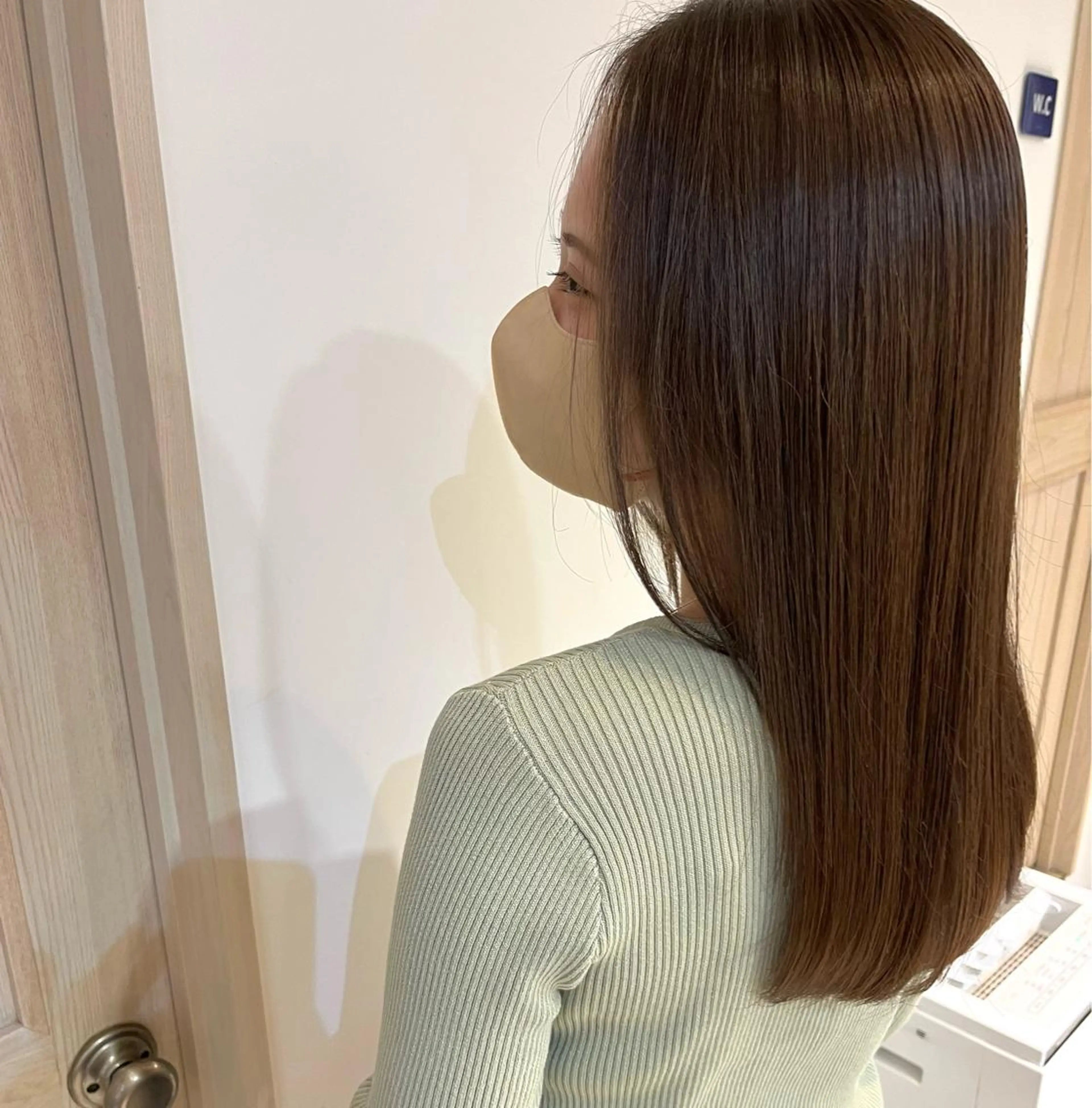セミロング カラー ブラウンカラー mai ROCCOのヘアスタイル