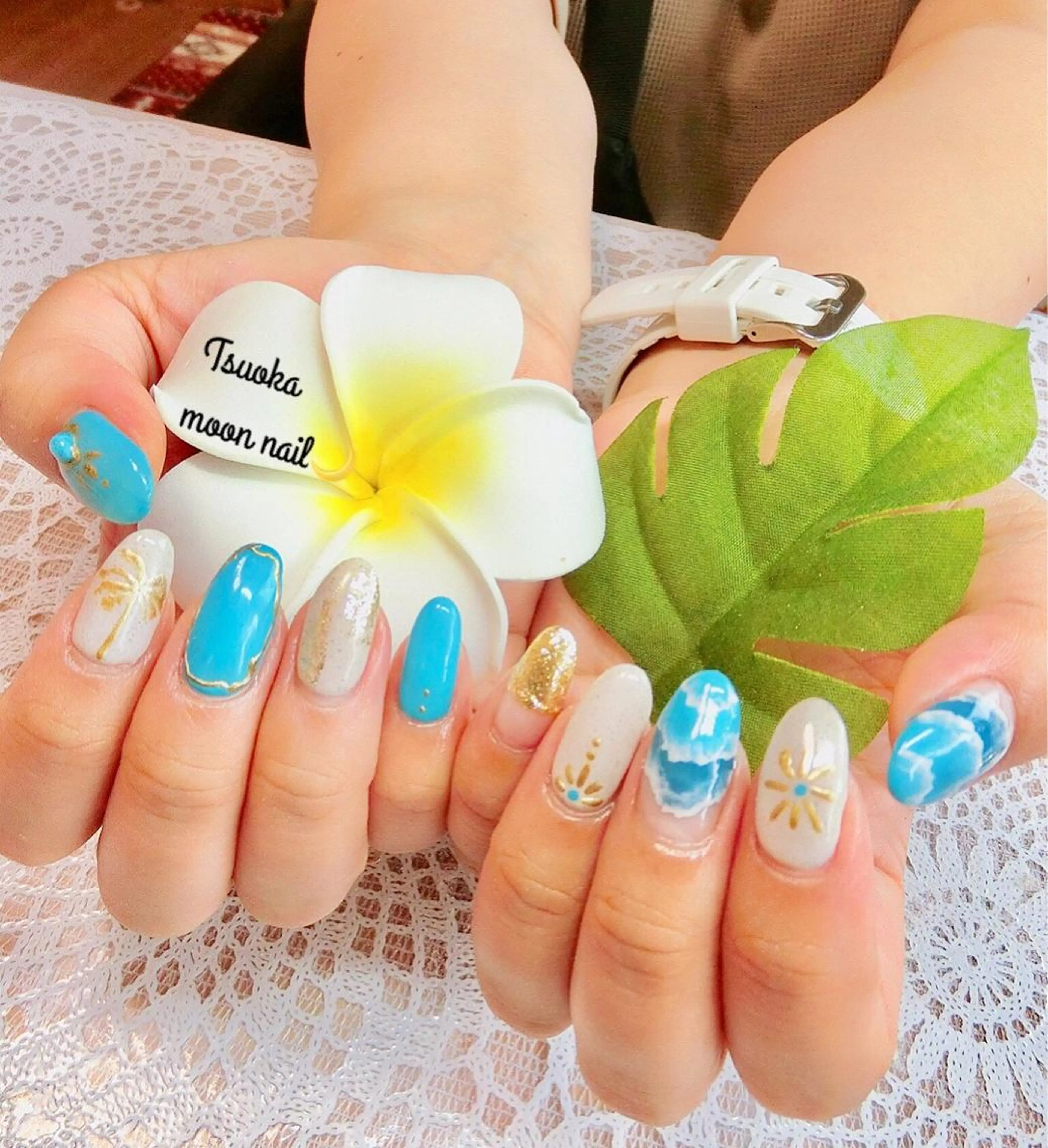 ネイル ハンドネイル ハンドケア 🌙都岡 ムーンネイルのネイルデザイン