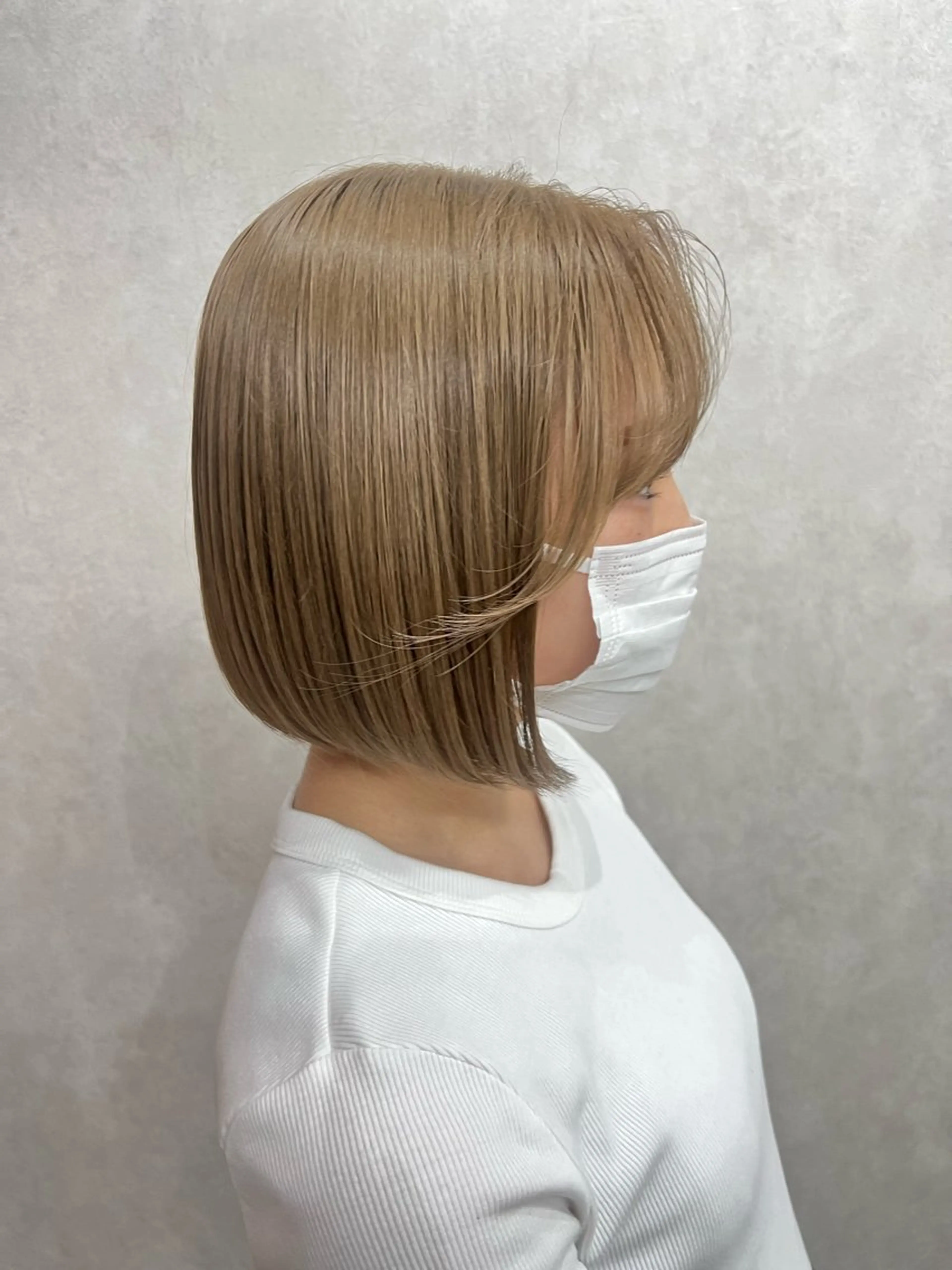 ショート ヘアカラー maya レイヤーカットのヘアスタイル