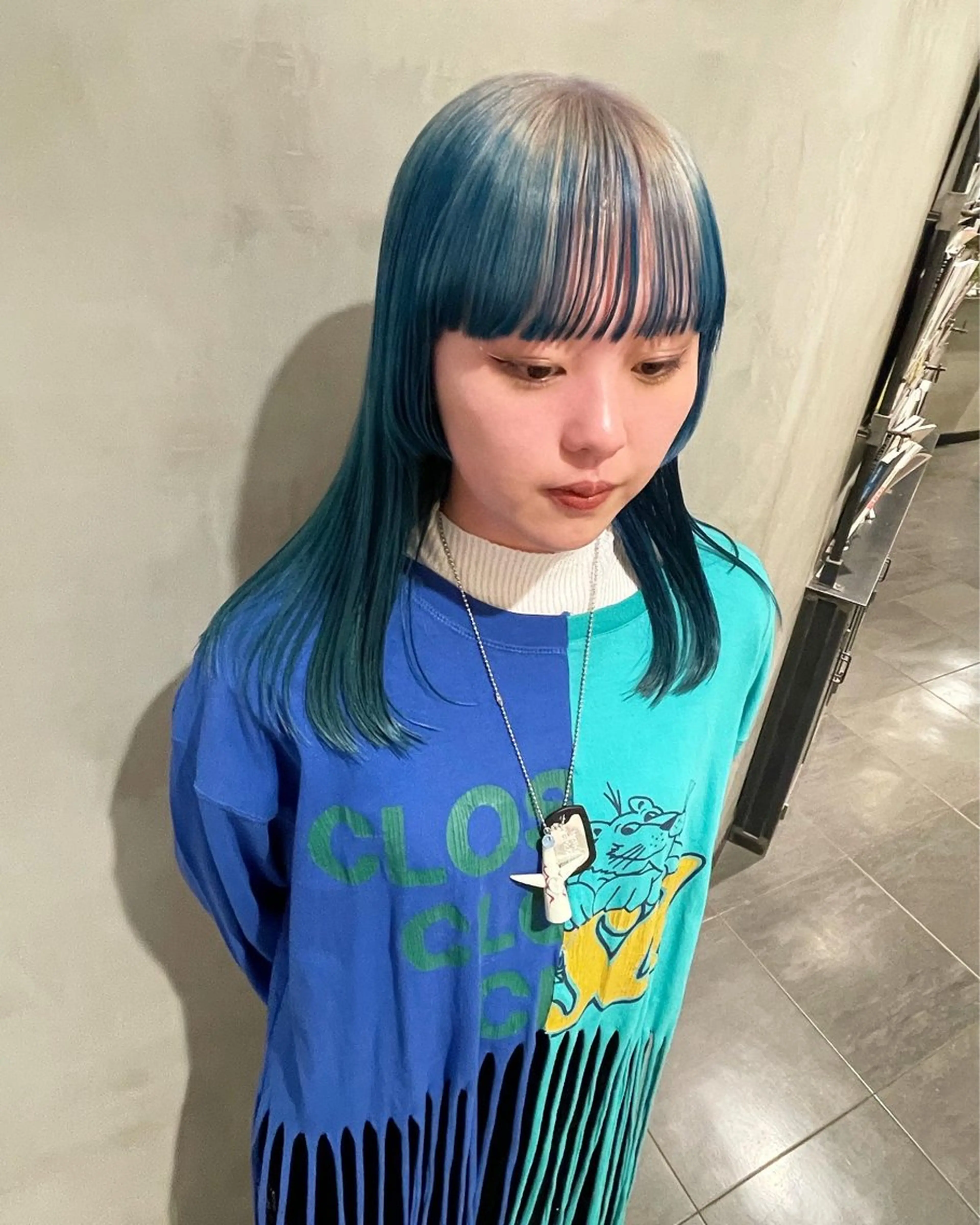 セミロング カラー ヘアカラー トリートメント 優 作のヘアスタイル