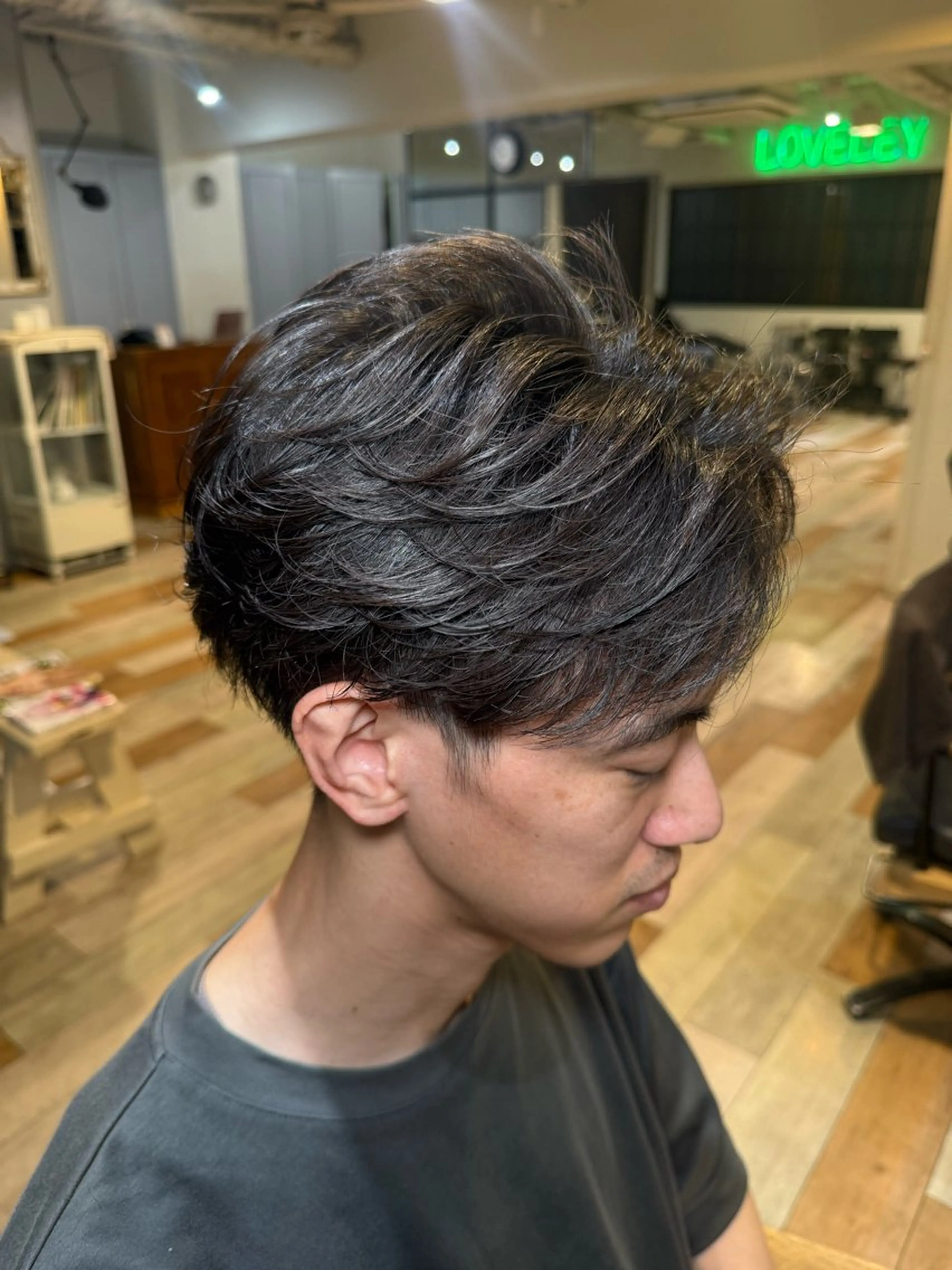 ショート パーマ メンズ フェザーパーマ メンズパーマ カット パーマ メンズカット/パーマ 艶カラーTAIGA︎のヘアスタイル