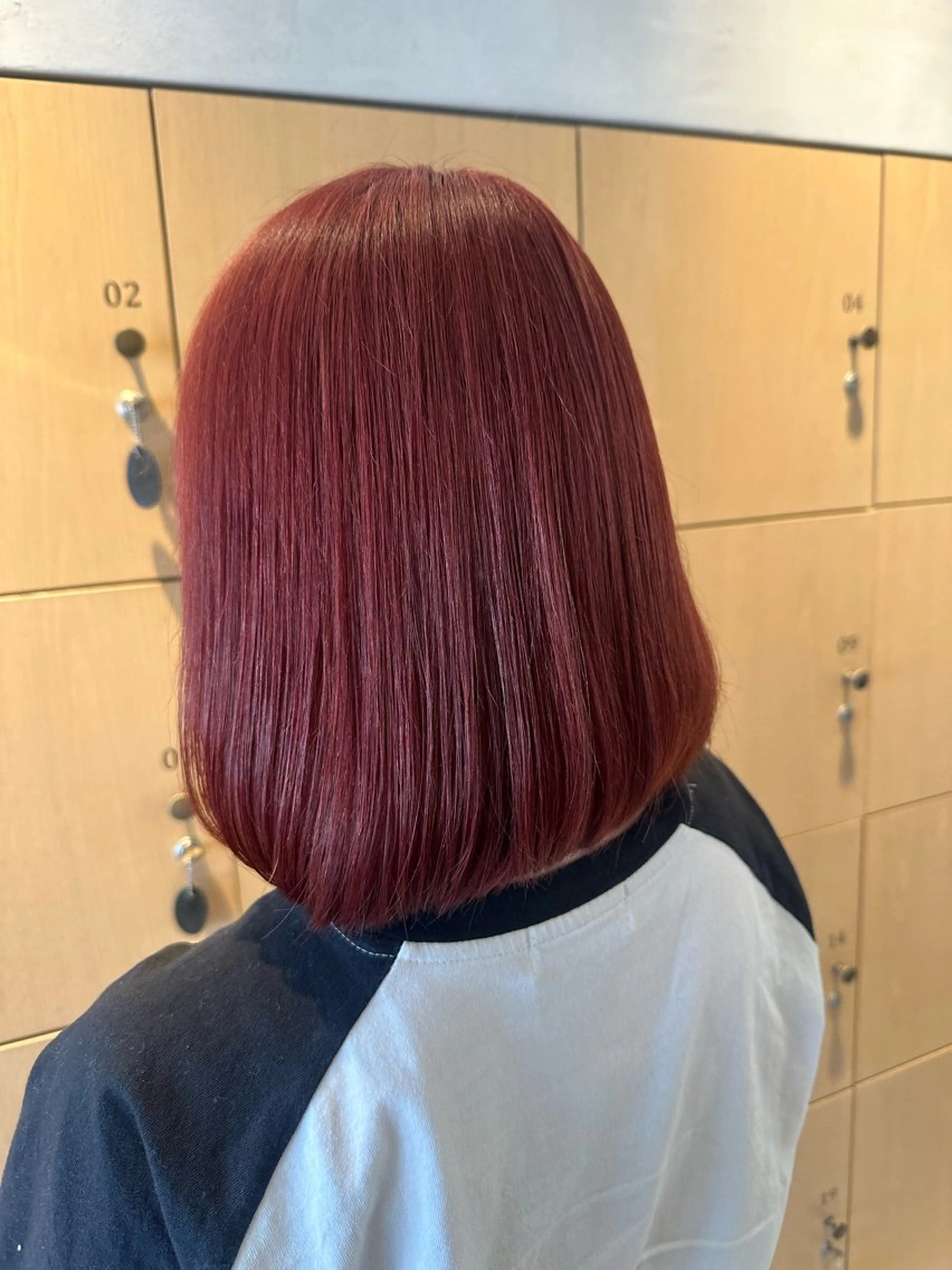 カラー レッドカラー 福井 美夢のヘアスタイル