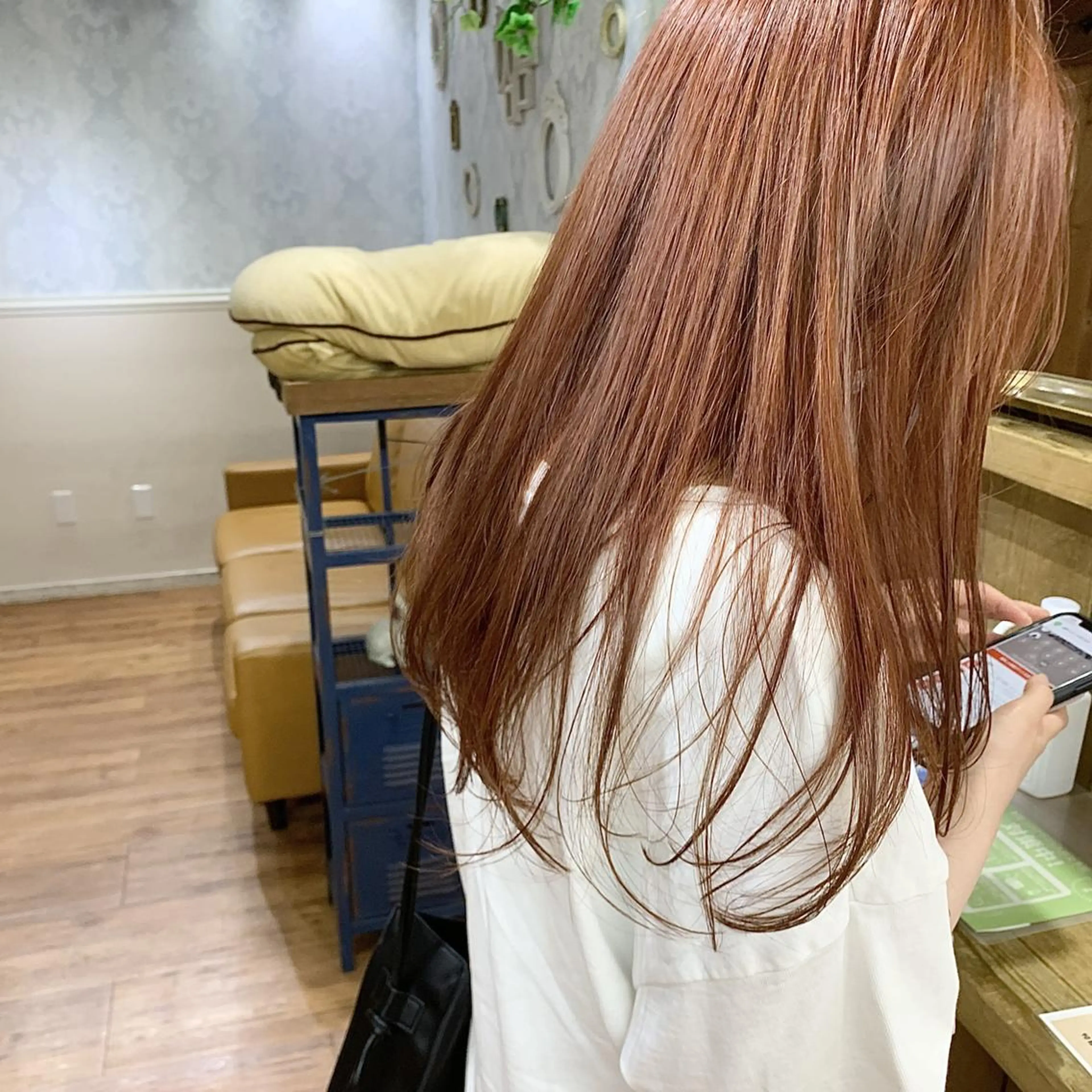 カラー ブリーチ 透明感カラー ダブルカラー オレンジ テラコッタ お顔まわりカット🌱 emo.村松泉綺のヘアスタイル