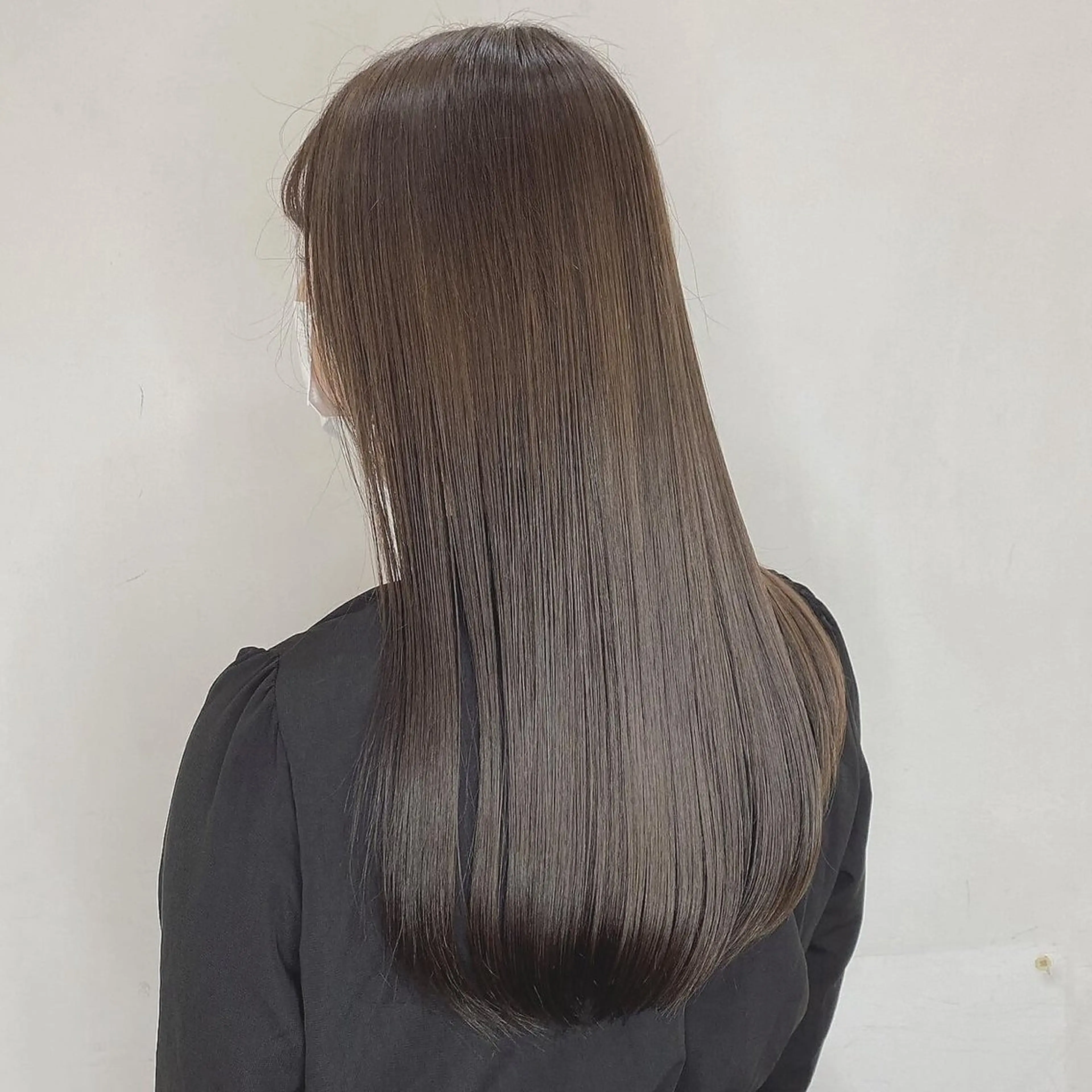 ロング カラー パーマ カット ヘアカラー 縮毛矯正 髪質改善× レイヤーカット溝江のヘアスタイル