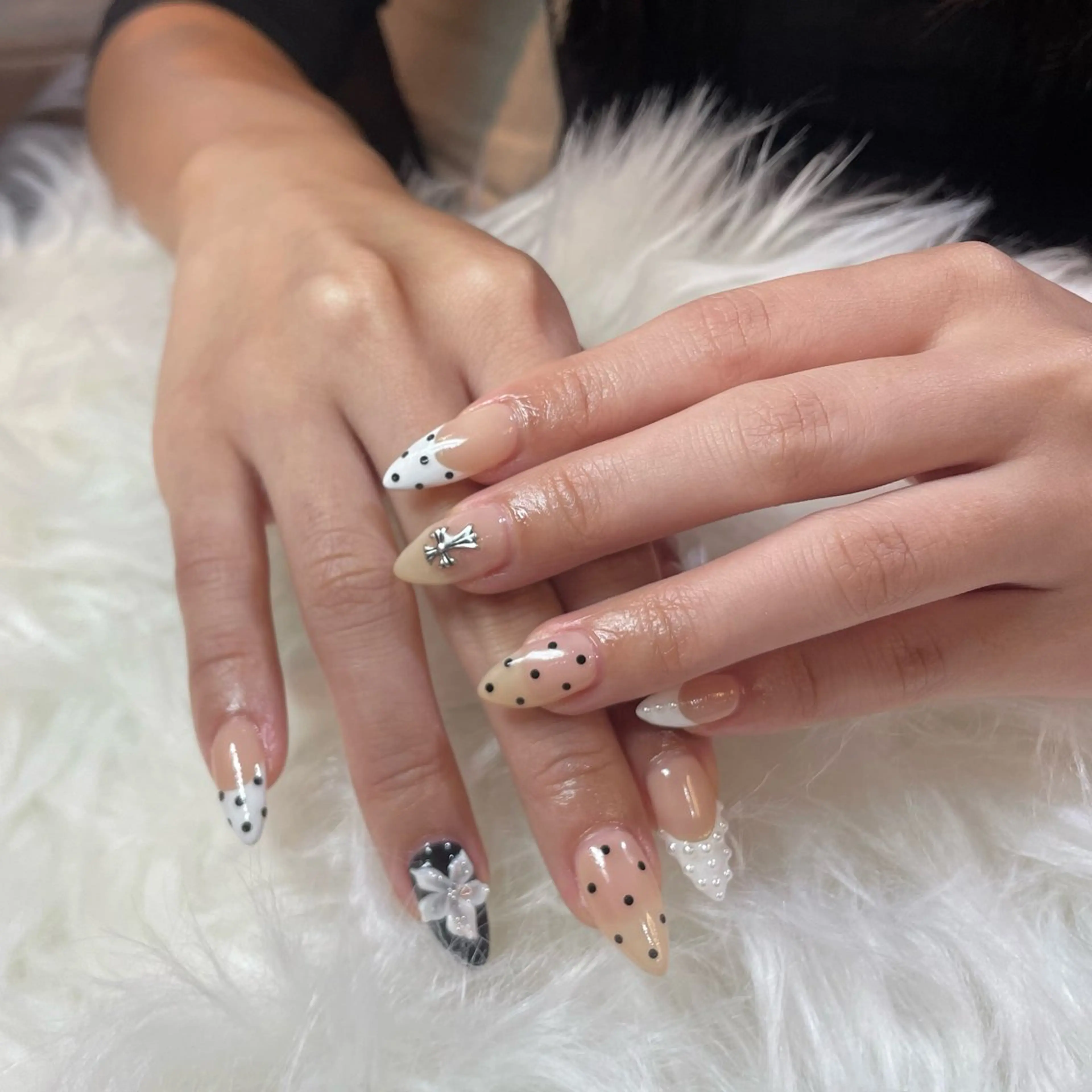 ネイル P-BOX所属・NENE/Insta p_box_neneのネイルデザイン